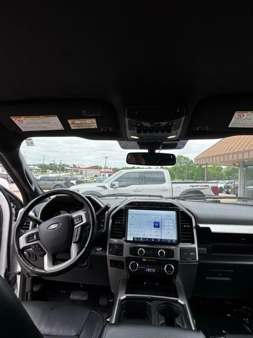 2022 White Metallic /Black Onyx Ford F-350SD Lariat (1FT8W3BT0NE) with an Power Stroke 6.7L V8 DI 32V OHV Turbodiesel engine, Automatic transmission, located at 1105 E Mulberry, Kaufman, TX, 75142, (972) 962-2151, 32.589550, -96.300926 - White Metallic 2022 Ford F-350SD 4D Crew Cab Lariat 4WD 10-Speed Automatic Power Stroke 6.7L V8 DI 32V OHV Turbodiesel 4WD.<br><br><br>Please call Paul Murrey Ford Inc. In Kaufman Texas A Family Dealership Since 1952 Serving the Dallas Fort Worth and East Texas areas for over 70 years. Please call 9 - Photo#19