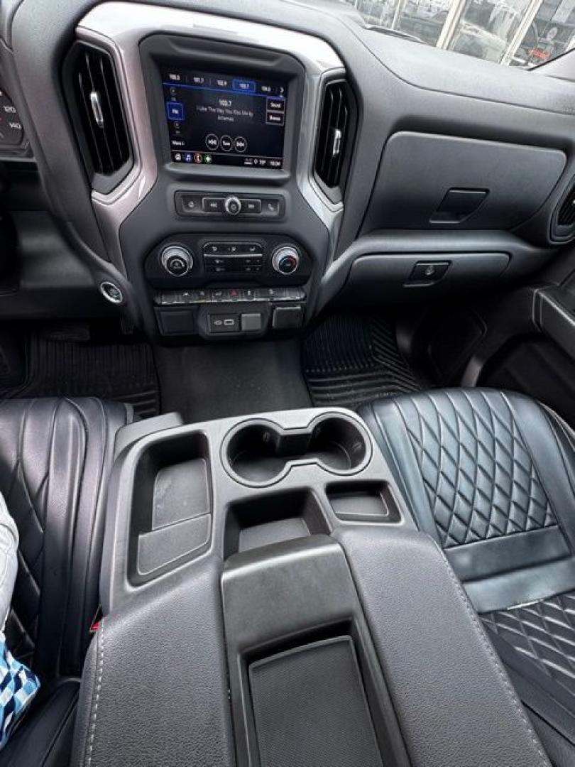 2024 Sterling Gray Metallic /Jet Black Chevrolet Silverado 1500 Custom Trail Boss (3GCPDCEK6RG) with an 2.7L I4 Turbocharged DOHC 16V LEV3-SULEV30 310hp engine, Automatic transmission, located at 1105 E Mulberry, Kaufman, TX, 75142, (972) 962-2151, 32.589550, -96.300926 - Sterling Gray Metallic 2024 Chevrolet Silverado 1500 4D Crew Cab Custom Trail Boss 4WD 8-Speed Automatic 2.7L I4 Turbocharged DOHC 16V LEV3-SULEV30 310hp Tow Hitch, Pass Through Rear Split Bench Seat, 8-Speed Automatic, 4WD, Jet Black Cloth.<br><br><br>Please call Paul Murrey Ford Inc. In Kaufman Te - Photo#13