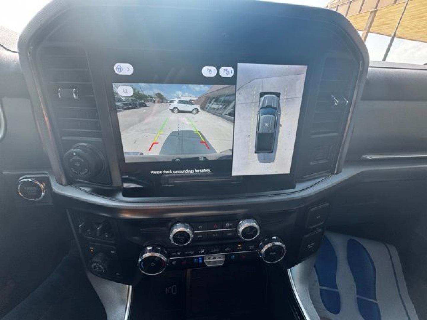 2025 Black Metallic /Blue Ford F-150 Platinum (1FTFW7L86SF) with an 3.5L V6 EcoBoost engine, Automatic transmission, located at 1105 E Mulberry, Kaufman, TX, 75142, (972) 962-2151, 32.589550, -96.300926 - Black Metallic 2025 Ford F-150 4D SuperCrew Platinum 4WD 10-Speed Automatic 3.5L V6 EcoBoost 4WD, Speed control. Priced below KBB Fair Purchase Price!<br><br><br>Odometer is 1490 miles below market average!<br><br><br>Please call Paul Murrey Ford Inc. In Kaufman Texas A Family Dealership Since 1952 - Photo#18