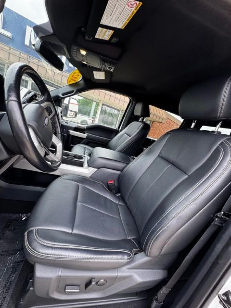 2022 White Metallic /Black Onyx Ford F-350SD Lariat (1FT8W3BT0NE) with an Power Stroke 6.7L V8 DI 32V OHV Turbodiesel engine, Automatic transmission, located at 1105 E Mulberry, Kaufman, TX, 75142, (972) 962-2151, 32.589550, -96.300926 - White Metallic 2022 Ford F-350SD 4D Crew Cab Lariat 4WD 10-Speed Automatic Power Stroke 6.7L V8 DI 32V OHV Turbodiesel 4WD.<br><br><br>Please call Paul Murrey Ford Inc. In Kaufman Texas A Family Dealership Since 1952 Serving the Dallas Fort Worth and East Texas areas for over 70 years. Please call 9 - Photo#13