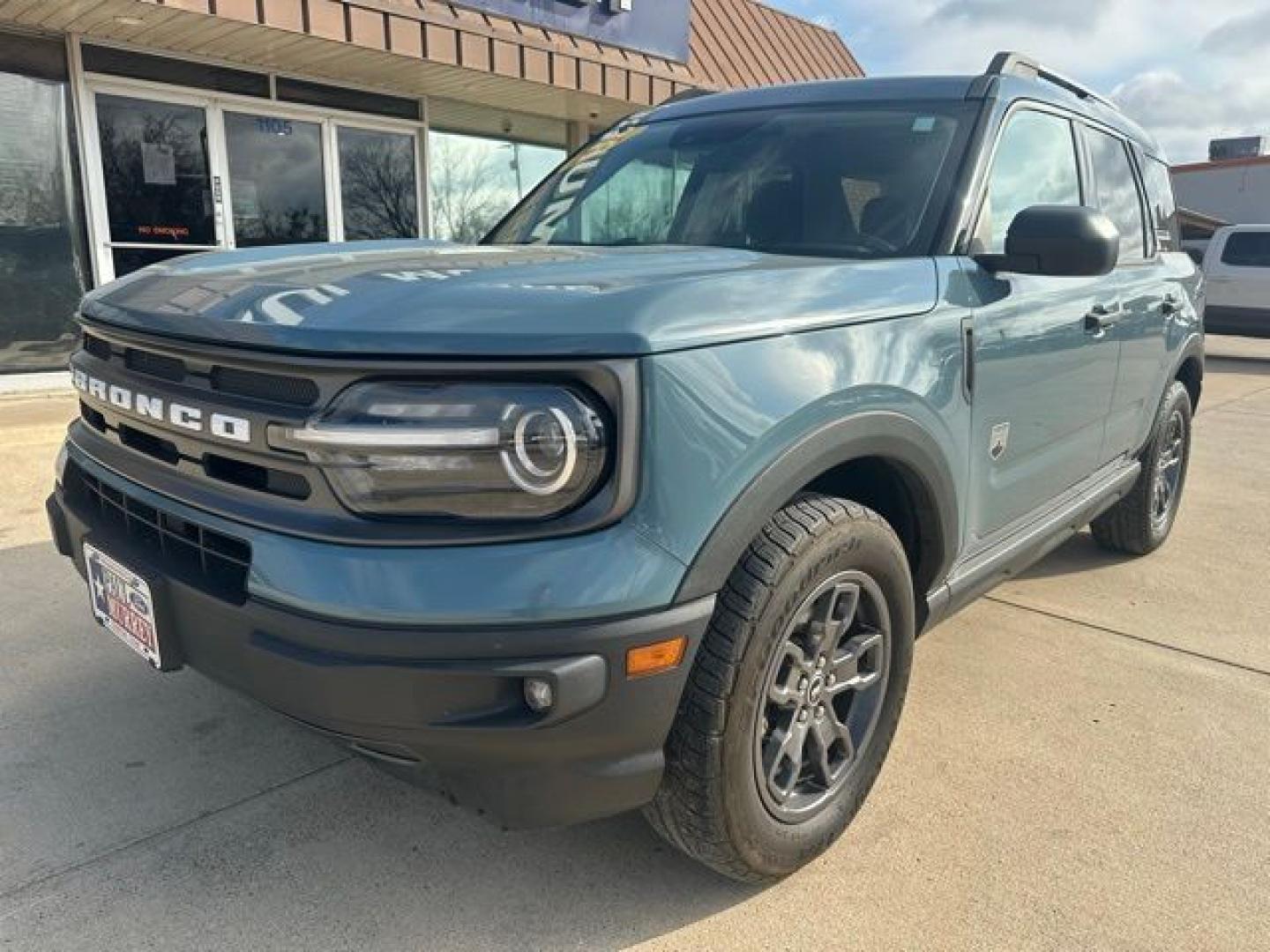 2021 Area 51 /Ebony Ford Bronco Sport Big Bend (3FMCR9B65MR) with an 1.5L EcoBoost engine, Automatic transmission, located at 1105 E Mulberry, Kaufman, TX, 75142, (972) 962-2151, 32.589550, -96.300926 - Area 51 2021 Ford Bronco Sport 4D Sport Utility Big Bend 4WD 8-Speed Automatic 1.5L EcoBoost<br><br><br>25/28 City/Highway MPG<br><br>Awards:<br> * JD Power Automotive Performance, Execution and Layout (APEAL) Study<br>Please call Paul Murrey Ford Inc. In Kaufman Texas A Family Dealership Since 195 - Photo#1