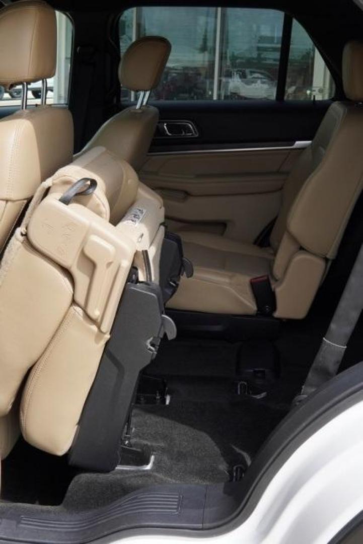 2016 White Platinum Clearcoat Metallic /Medium Light Camel Ford Explorer Limited (1FM5K7F82GG) with an 3.5L V6 Ti-VCT engine, Automatic transmission, located at 1105 E Mulberry, Kaufman, TX, 75142, (972) 962-2151, 32.589550, -96.300926 - Photo#24