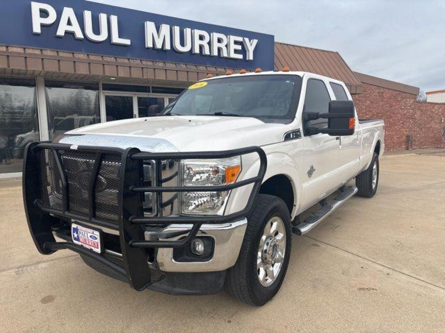 2016 White Platinum Clearcoat Metallic /Black Ford F-350SD Lariat (1FT8W3BT1GE) with an Power Stroke 6.7L V8 DI 32V OHV Turbodiesel engine, Automatic transmission, located at 1105 E Mulberry, Kaufman, TX, 75142, (972) 962-2151, 32.589550, -96.300926 - White Platinum Clearcoat Metallic 2016 Ford F-350SD 4D Crew Cab Lariat 4WD TorqShift 6-Speed Automatic Power Stroke 6.7L V8 DI 32V OHV Turbodiesel 4WD.<br><br><br>Odometer is 38623 miles below market average!<br><br>Awards:<br> * 2016 KBB.com Brand Image Awards go<br>Please call Paul Murrey Ford In - Photo#1