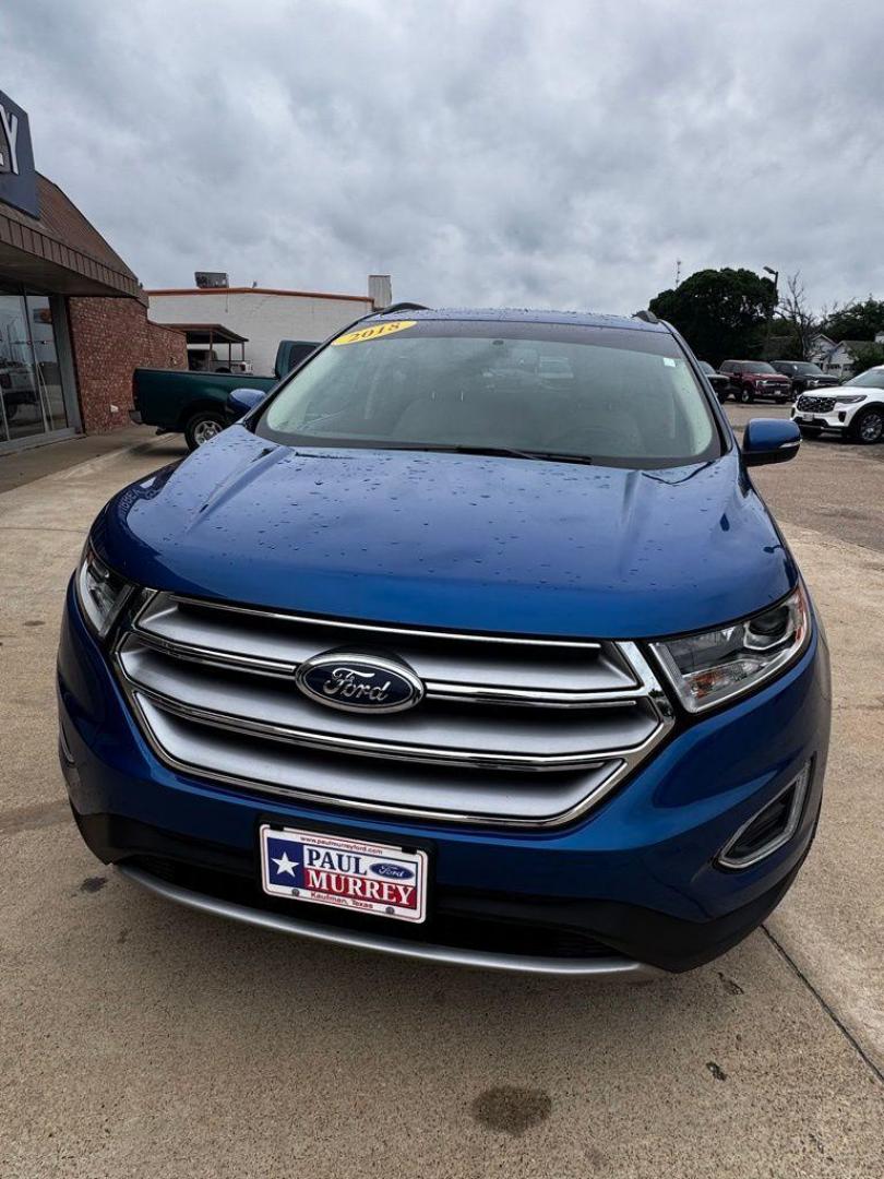 2018 Lightning Blue /Dune Ford Edge SEL (2FMPK3J90JB) with an EcoBoost 2.0L I4 GTDi DOHC Turbocharged VCT engine, Automatic transmission, located at 1105 E Mulberry, Kaufman, TX, 75142, (972) 962-2151, 32.589550, -96.300926 - Lightning Blue 2018 Ford Edge 4D Sport Utility SEL FWD 6-Speed Automatic EcoBoost 2.0L I4 GTDi DOHC Turbocharged VCT<br><br><br>Recent Arrival! 20/29 City/Highway MPG<br><br>Awards:<br> * 2018 KBB.com Brand Image Awards * 2018 KBB.com 10 Most Awarded Brands<br>Please call Paul Murrey Ford Inc. In - Photo#4
