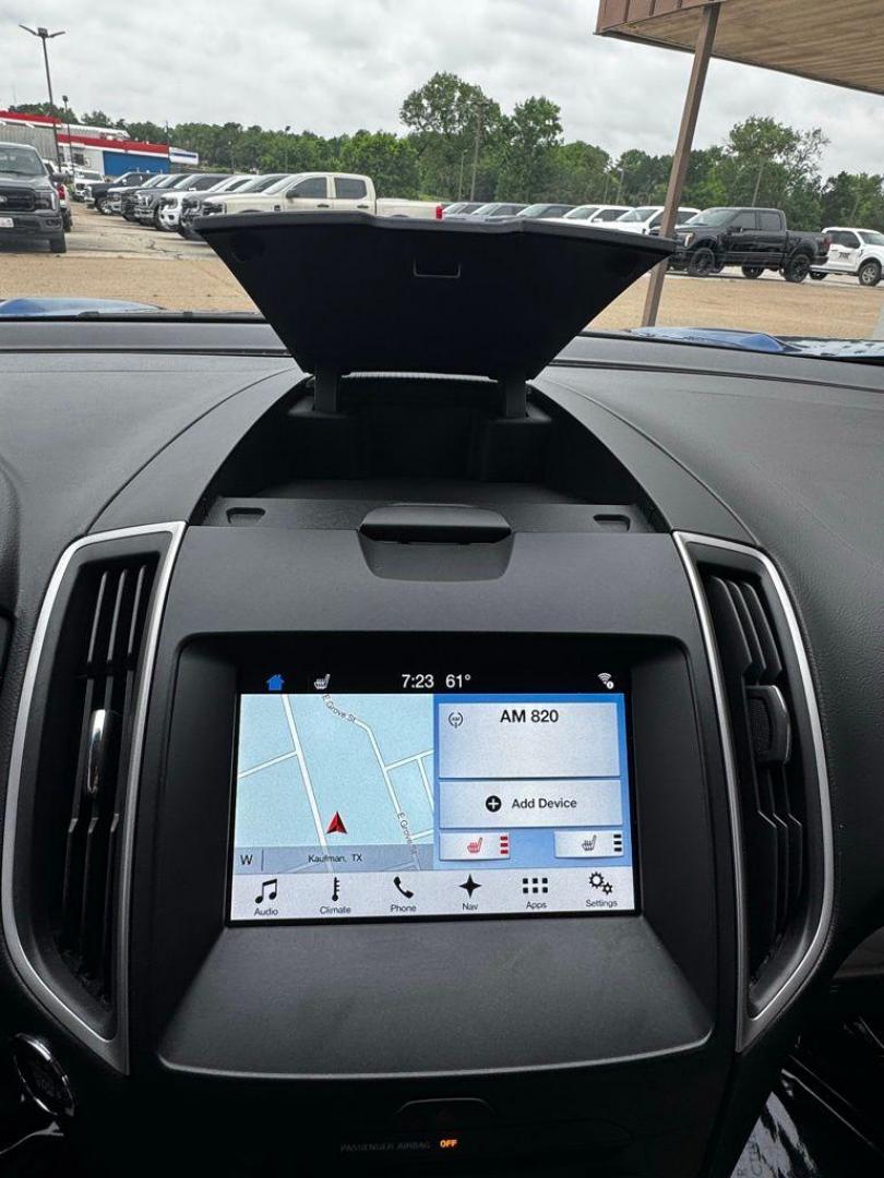 2018 Lightning Blue /Dune Ford Edge SEL (2FMPK3J90JB) with an EcoBoost 2.0L I4 GTDi DOHC Turbocharged VCT engine, Automatic transmission, located at 1105 E Mulberry, Kaufman, TX, 75142, (972) 962-2151, 32.589550, -96.300926 - Lightning Blue 2018 Ford Edge 4D Sport Utility SEL FWD 6-Speed Automatic EcoBoost 2.0L I4 GTDi DOHC Turbocharged VCT<br><br><br>Recent Arrival! 20/29 City/Highway MPG<br><br>Awards:<br> * 2018 KBB.com Brand Image Awards * 2018 KBB.com 10 Most Awarded Brands<br>Please call Paul Murrey Ford Inc. In - Photo#12