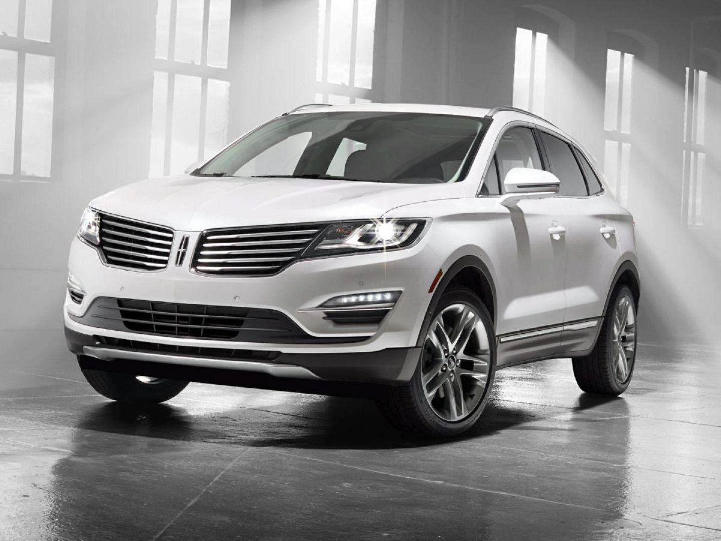 2017 White Platinum Clearcoat Metallic /Cappuccino Lincoln MKC Premiere (5LMCJ1C95HU) with an 2.0L GTDi engine, Automatic transmission, located at 1105 E Mulberry, Kaufman, TX, 75142, (972) 962-2151, 32.589550, -96.300926 - White Platinum Clearcoat Metallic 2017 Lincoln MKC 4D Sport Utility Premiere FWD 6-Speed Automatic 2.0L GTDi<br><br><br>Recent Arrival! Odometer is 38158 miles below market average! 21/28 City/Highway MPG<br><br><br>Please call Paul Murrey Ford Inc. In Kaufman Texas A Family Dealership Since 1952 Se - Photo#0