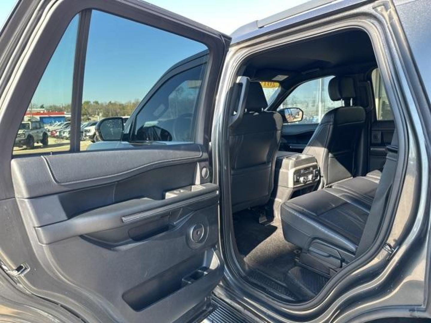 2019 Magnetic /Ebony Ford Expedition XLT (1FMJU1HT5KE) with an EcoBoost 3.5L V6 GTDi DOHC 24V Twin Turbocharged engine, Automatic transmission, located at 1105 E Mulberry, Kaufman, TX, 75142, (972) 962-2151, 32.589550, -96.300926 - Magnetic 2019 Ford Expedition 4D Sport Utility XLT RWD 10-Speed Automatic EcoBoost 3.5L V6 GTDi DOHC 24V Twin Turbocharged<br><br><br>Awards:<br> * JD Power Automotive Performance, Execution and Layout (APEAL) Study * 2019 KBB.com 10 Best Road Trip Cars * 2019 KBB.com 12 Best Family Cars * 20 - Photo#10