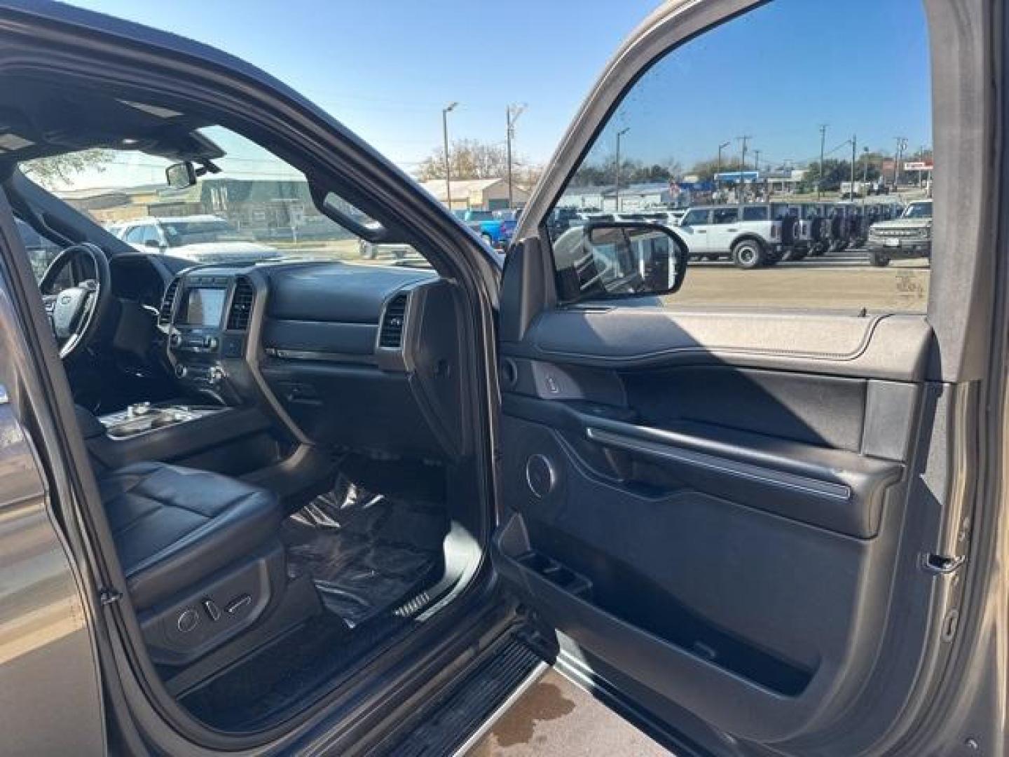 2019 Magnetic /Ebony Ford Expedition XLT (1FMJU1HT5KE) with an EcoBoost 3.5L V6 GTDi DOHC 24V Twin Turbocharged engine, Automatic transmission, located at 1105 E Mulberry, Kaufman, TX, 75142, (972) 962-2151, 32.589550, -96.300926 - Magnetic 2019 Ford Expedition 4D Sport Utility XLT RWD 10-Speed Automatic EcoBoost 3.5L V6 GTDi DOHC 24V Twin Turbocharged<br><br><br>Awards:<br> * JD Power Automotive Performance, Execution and Layout (APEAL) Study * 2019 KBB.com 10 Best Road Trip Cars * 2019 KBB.com 12 Best Family Cars * 20 - Photo#17