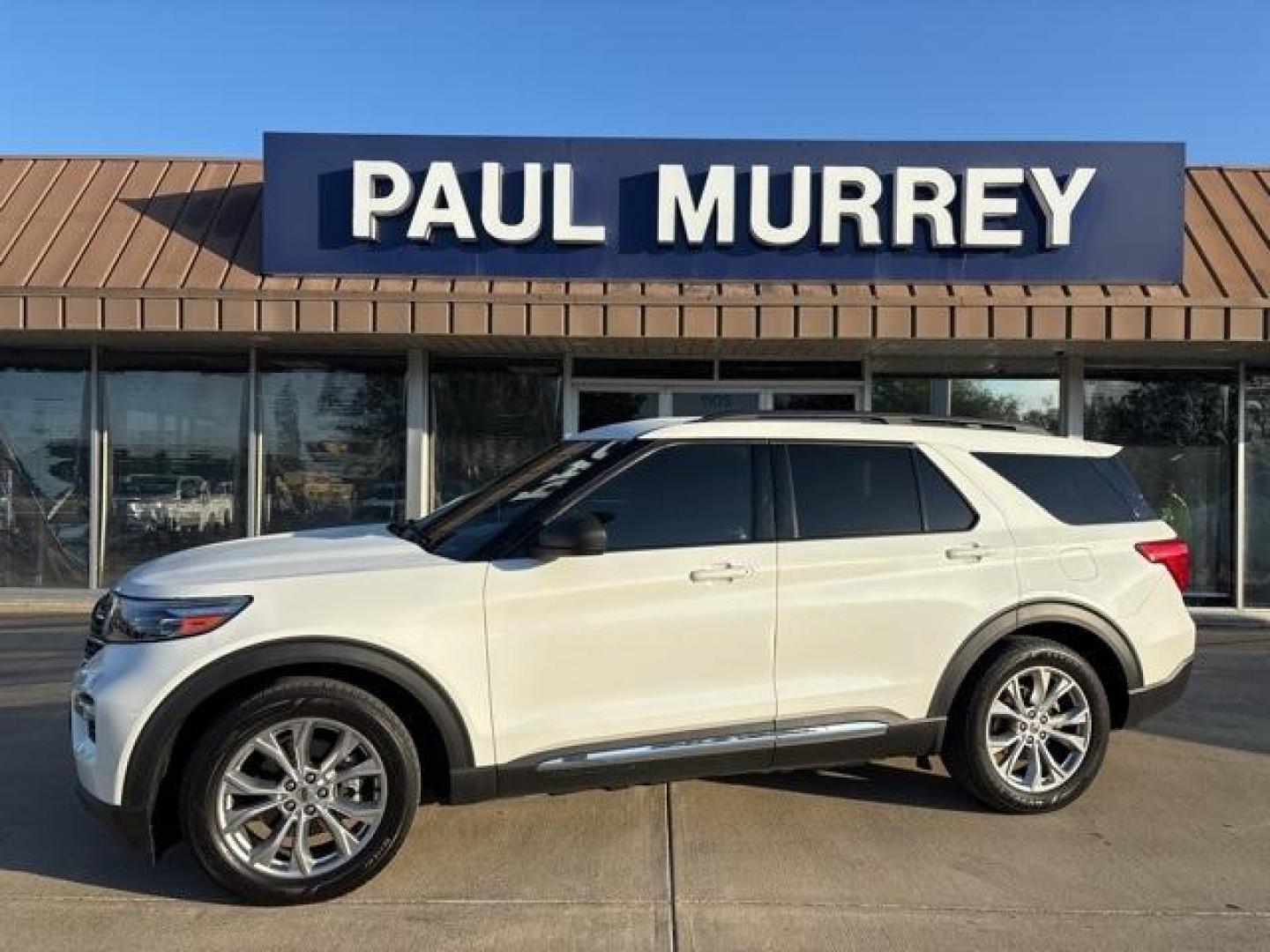 2020 White /Ebony With Light Slate Uppers Ford Explorer XLT (1FMSK7DH8LG) with an 2.3L EcoBoost I-4 engine, Automatic transmission, located at 1105 E Mulberry, Kaufman, TX, 75142, (972) 962-2151, 32.589550, -96.300926 - White 2020 Ford Explorer 4D Sport Utility XLT RWD 10-Speed Automatic 2.3L EcoBoost I-4<br><br><br>21/28 City/Highway MPG<br><br>Awards:<br> * 2020 KBB.com 10 Best SUVs Worth Waiting For * 2020 KBB.com 10 Favorite New-for-2020 Cars<br>Please call Paul Murrey Ford Inc. In Kaufman Texas A Family Dea - Photo#0
