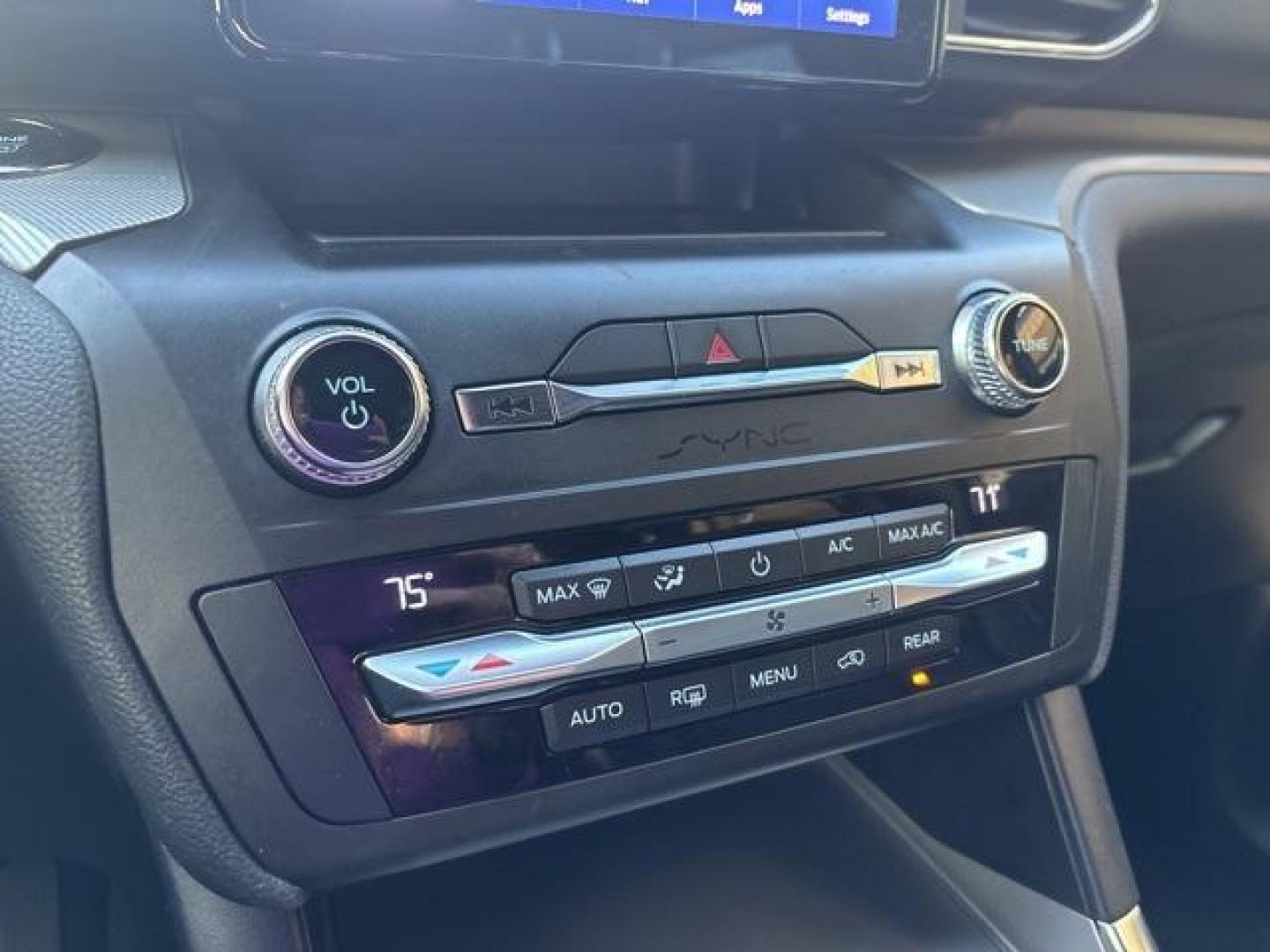 2020 White /Ebony With Light Slate Uppers Ford Explorer XLT (1FMSK7DH8LG) with an 2.3L EcoBoost I-4 engine, Automatic transmission, located at 1105 E Mulberry, Kaufman, TX, 75142, (972) 962-2151, 32.589550, -96.300926 - White 2020 Ford Explorer 4D Sport Utility XLT RWD 10-Speed Automatic 2.3L EcoBoost I-4<br><br><br>21/28 City/Highway MPG<br><br>Awards:<br> * 2020 KBB.com 10 Best SUVs Worth Waiting For * 2020 KBB.com 10 Favorite New-for-2020 Cars<br>Please call Paul Murrey Ford Inc. In Kaufman Texas A Family Dea - Photo#25