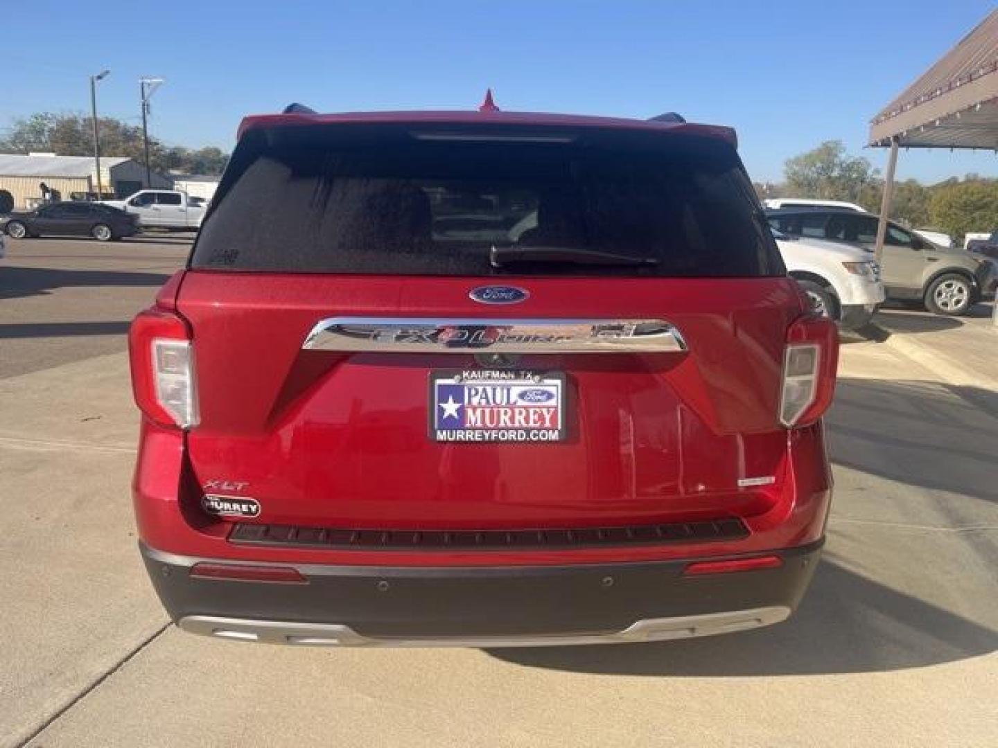 2020 Red /Sandstone Ford Explorer XLT (1FMSK7DH0LG) with an 2.3L EcoBoost I-4 engine, Automatic transmission, located at 1105 E Mulberry, Kaufman, TX, 75142, (972) 962-2151, 32.589550, -96.300926 - Red 2020 Ford Explorer 4D Sport Utility XLT RWD 10-Speed Automatic 2.3L EcoBoost I-4<br><br><br>21/28 City/Highway MPG<br><br>Awards:<br> * 2020 KBB.com 10 Favorite New-for-2020 Cars * 2020 KBB.com 10 Best SUVs Worth Waiting For<br>Please call Paul Murrey Ford Inc. In Kaufman Texas A Family Deale - Photo#5