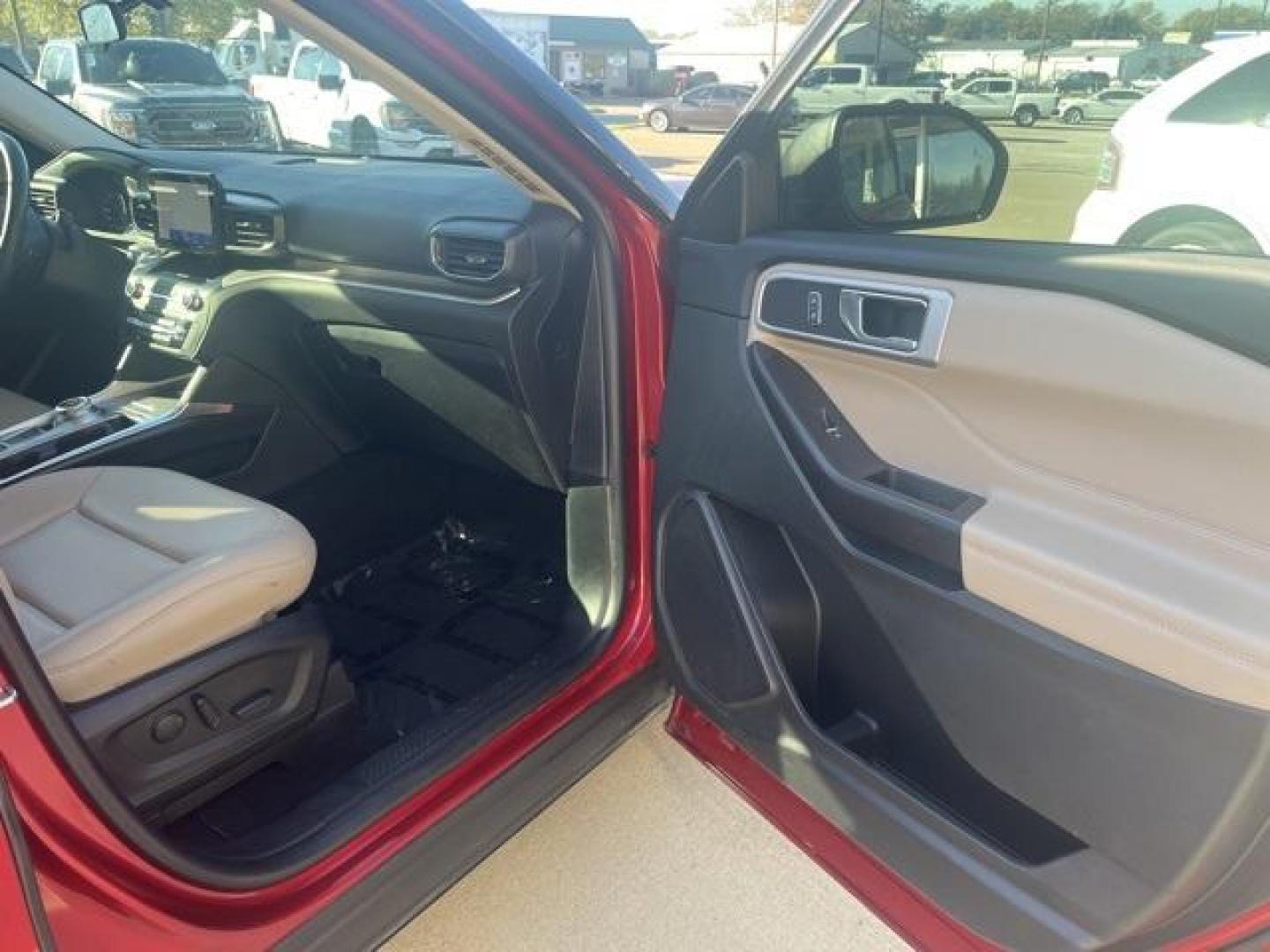 2020 Red /Sandstone Ford Explorer XLT (1FMSK7DH0LG) with an 2.3L EcoBoost I-4 engine, Automatic transmission, located at 1105 E Mulberry, Kaufman, TX, 75142, (972) 962-2151, 32.589550, -96.300926 - Red 2020 Ford Explorer 4D Sport Utility XLT RWD 10-Speed Automatic 2.3L EcoBoost I-4<br><br><br>21/28 City/Highway MPG<br><br>Awards:<br> * 2020 KBB.com 10 Favorite New-for-2020 Cars * 2020 KBB.com 10 Best SUVs Worth Waiting For<br>Please call Paul Murrey Ford Inc. In Kaufman Texas A Family Deale - Photo#20