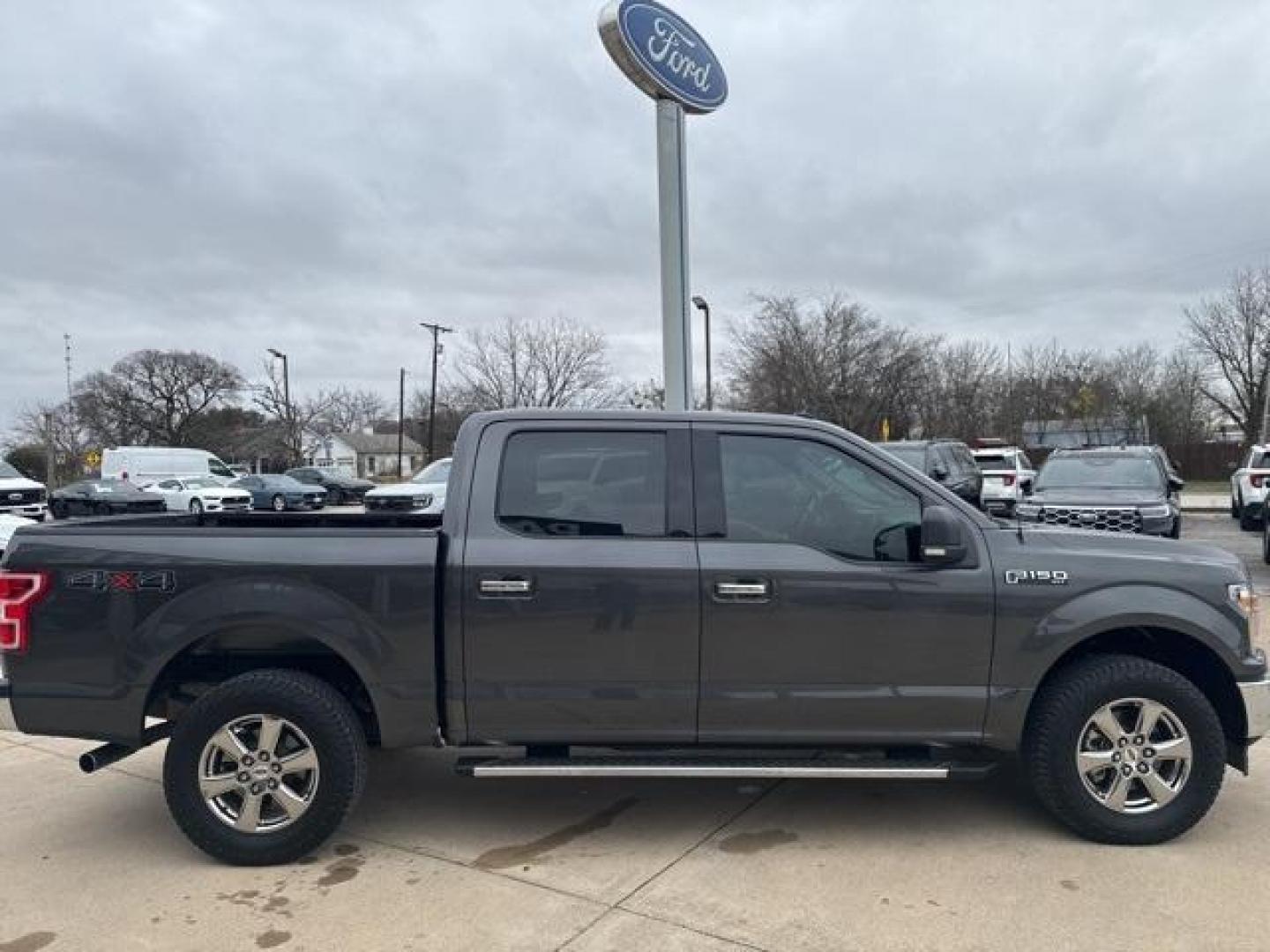2020 Magnetic /Medium Earth Gray Ford F-150 XLT (1FTEW1E55LK) with an 5.0L V8 engine, Automatic transmission, located at 1105 E Mulberry, Kaufman, TX, 75142, (972) 962-2151, 32.589550, -96.300926 - Magnetic 2020 Ford F-150 4D SuperCrew XLT 4WD 10-Speed Automatic 5.0L V8 4WD.<br><br><br>Recent Arrival! Odometer is 19100 miles below market average!<br><br><br>Please call Paul Murrey Ford Inc. In Kaufman Texas A Family Dealership Since 1952 Serving the Dallas Fort Worth and East Texas areas for o - Photo#19
