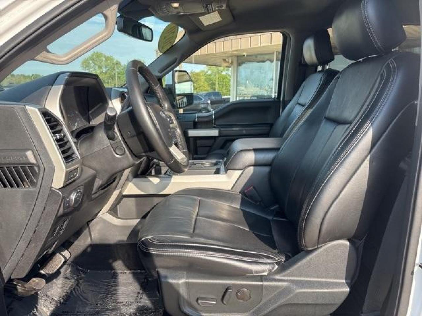 2020 Oxford White /Black Ford F-350SD Lariat (1FT8W3BT6LE) with an Power Stroke 6.7L V8 DI 32V OHV Turbodiesel engine, Automatic transmission, located at 1105 E Mulberry, Kaufman, TX, 75142, (972) 962-2151, 32.589550, -96.300926 - Oxford White 2020 Ford F-350SD 4D Crew Cab Lariat 4WD 10-Speed Automatic Power Stroke 6.7L V8 DI 32V OHV Turbodiesel 4WD.<br><br><br>Please call Paul Murrey Ford Inc. In Kaufman Texas A Family Dealership Since 1952 Serving the Dallas Fort Worth and East Texas areas for over 70 years. Please call 972 - Photo#11