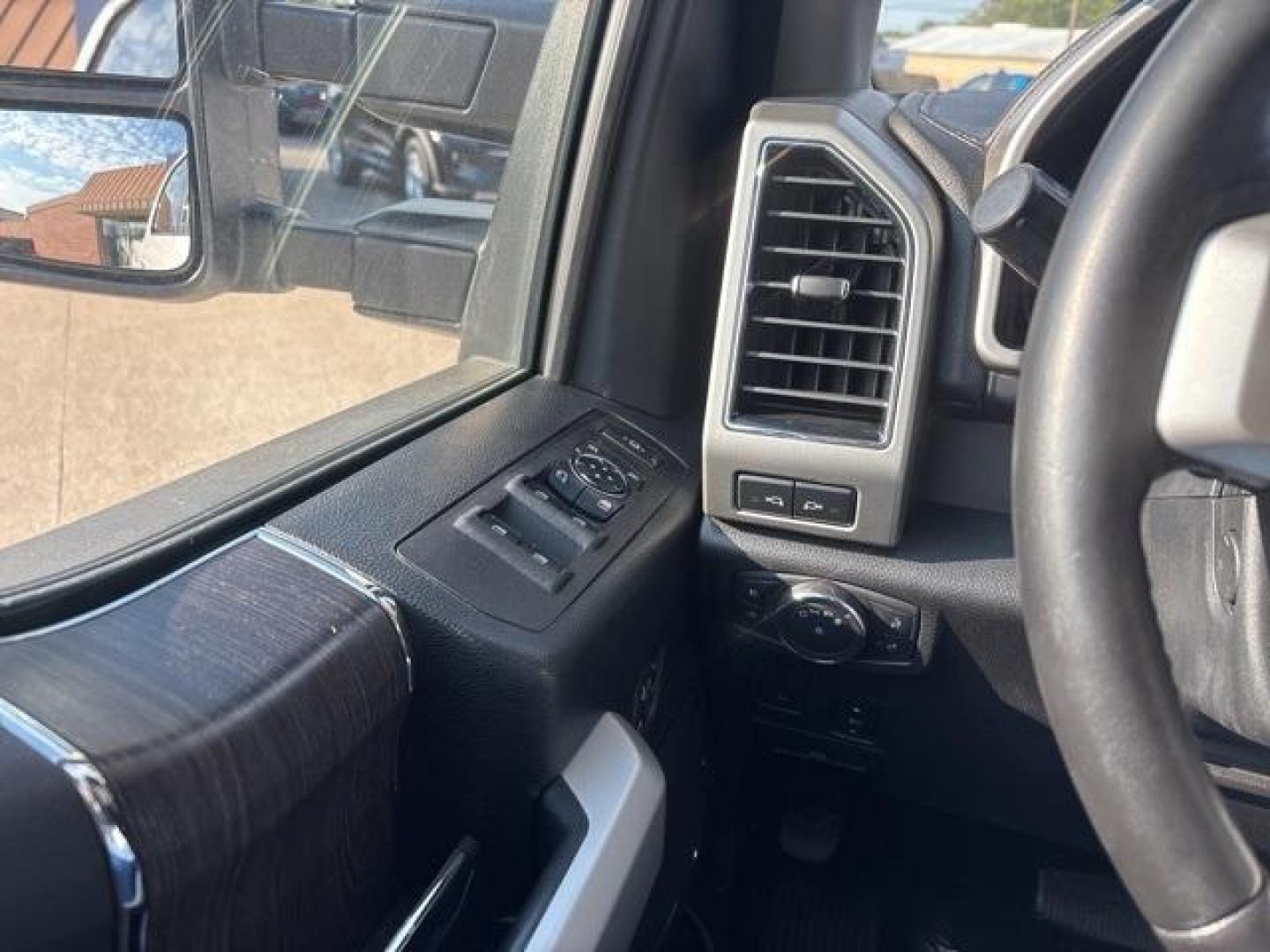 2020 Oxford White /Black Ford F-350SD Lariat (1FT8W3BT6LE) with an Power Stroke 6.7L V8 DI 32V OHV Turbodiesel engine, Automatic transmission, located at 1105 E Mulberry, Kaufman, TX, 75142, (972) 962-2151, 32.589550, -96.300926 - Oxford White 2020 Ford F-350SD 4D Crew Cab Lariat 4WD 10-Speed Automatic Power Stroke 6.7L V8 DI 32V OHV Turbodiesel 4WD.<br><br><br>Please call Paul Murrey Ford Inc. In Kaufman Texas A Family Dealership Since 1952 Serving the Dallas Fort Worth and East Texas areas for over 70 years. Please call 972 - Photo#23