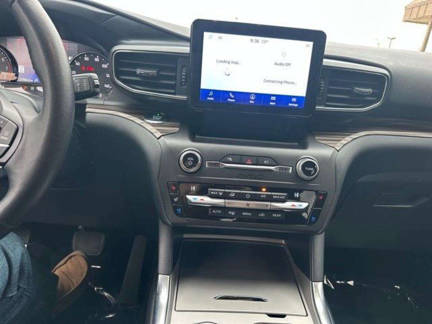 2020 Silver /Ebony With Light Slate Uppers Ford Explorer Limited (1FMSK7FH2LG) with an 2.3L EcoBoost I-4 engine, Automatic transmission, located at 1105 E Mulberry, Kaufman, TX, 75142, (972) 962-2151, 32.589550, -96.300926- Photo#11