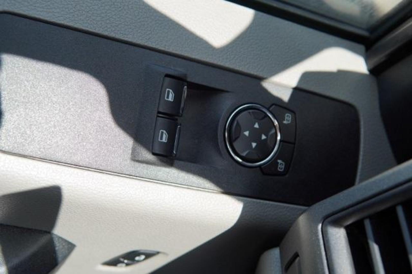 2021 Oxford White /Medium Earth Gray Ford F-450SD XL (1FDUF4GT7MD) with an Power Stroke 6.7L V8 DI 32V OHV Turbodiesel engine, Automatic transmission, located at 1105 E Mulberry, Kaufman, TX, 75142, (972) 962-2151, 32.589550, -96.300926 - Oxford White 2021 Ford F-450SD 2D Standard Cab XL DRW RWD 10-Speed Automatic Power Stroke 6.7L V8 DI 32V OHV Turbodiesel<br><br><br>Recent Arrival!<br><br><br>Please call Paul Murrey Ford Inc. In Kaufman Texas A Family Dealership Since 1952 Serving the Dallas Fort Worth and East Texas areas for over - Photo#22