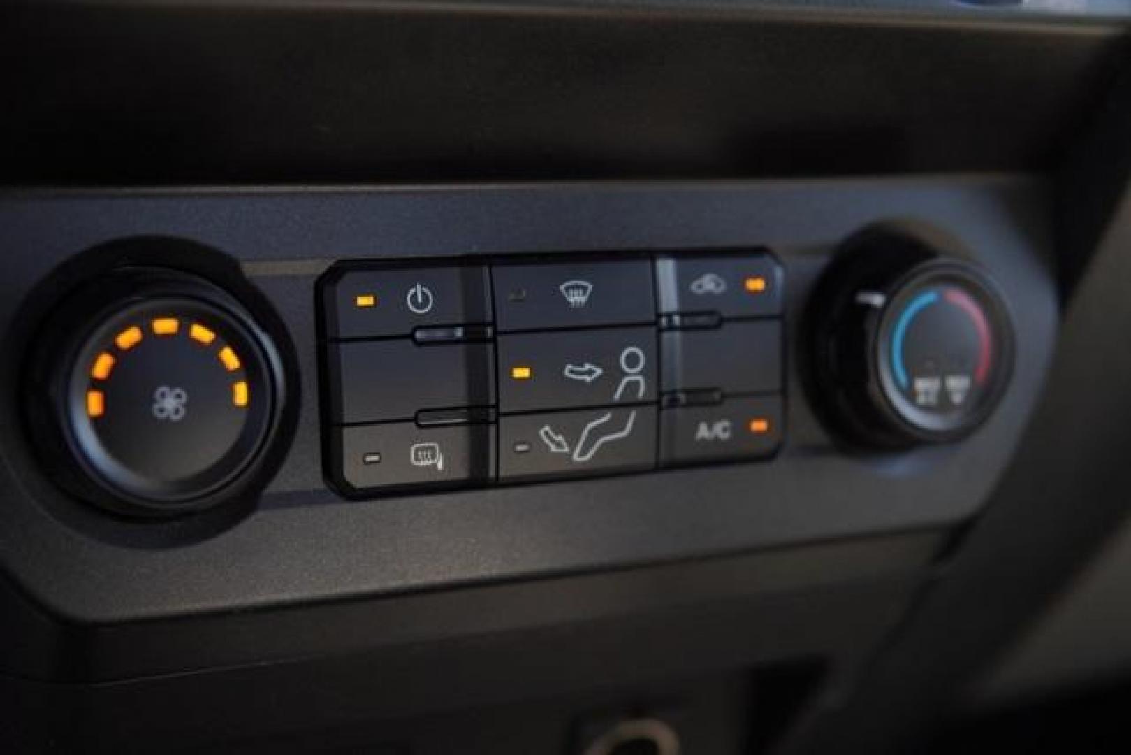 2021 Oxford White /Medium Earth Gray Ford F-450SD XL (1FDUF4GT7MD) with an Power Stroke 6.7L V8 DI 32V OHV Turbodiesel engine, Automatic transmission, located at 1105 E Mulberry, Kaufman, TX, 75142, (972) 962-2151, 32.589550, -96.300926 - Oxford White 2021 Ford F-450SD 2D Standard Cab XL DRW RWD 10-Speed Automatic Power Stroke 6.7L V8 DI 32V OHV Turbodiesel<br><br><br>Recent Arrival!<br><br><br>Please call Paul Murrey Ford Inc. In Kaufman Texas A Family Dealership Since 1952 Serving the Dallas Fort Worth and East Texas areas for over - Photo#24