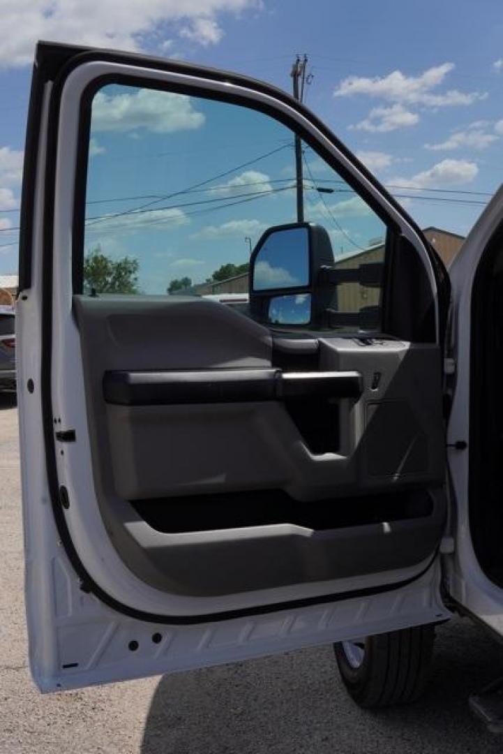 2021 Oxford White /Medium Earth Gray Ford F-450SD XL (1FDUF4GT7MD) with an Power Stroke 6.7L V8 DI 32V OHV Turbodiesel engine, Automatic transmission, located at 1105 E Mulberry, Kaufman, TX, 75142, (972) 962-2151, 32.589550, -96.300926 - Oxford White 2021 Ford F-450SD 2D Standard Cab XL DRW RWD 10-Speed Automatic Power Stroke 6.7L V8 DI 32V OHV Turbodiesel<br><br><br>Recent Arrival!<br><br><br>Please call Paul Murrey Ford Inc. In Kaufman Texas A Family Dealership Since 1952 Serving the Dallas Fort Worth and East Texas areas for over - Photo#36