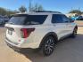 2021 White /Ebony With Light Slate Uppers Ford Explorer ST (1FM5K8GC2MG) with an 3.0L EcoBoost V6 engine, Automatic transmission, located at 1105 E Mulberry, Kaufman, TX, 75142, (972) 962-2151, 32.589550, -96.300926 - White 2021 Ford Explorer 4D Sport Utility ST 4WD 10-Speed Automatic 3.0L EcoBoost V6 4WD.<br><br><br>Please call Paul Murrey Ford Inc. In Kaufman Texas A Family Dealership Since 1952 Serving the Dallas Fort Worth and East Texas areas for over 70 years. Please call 972-962-2151 www.murreyford.com www - Photo#5
