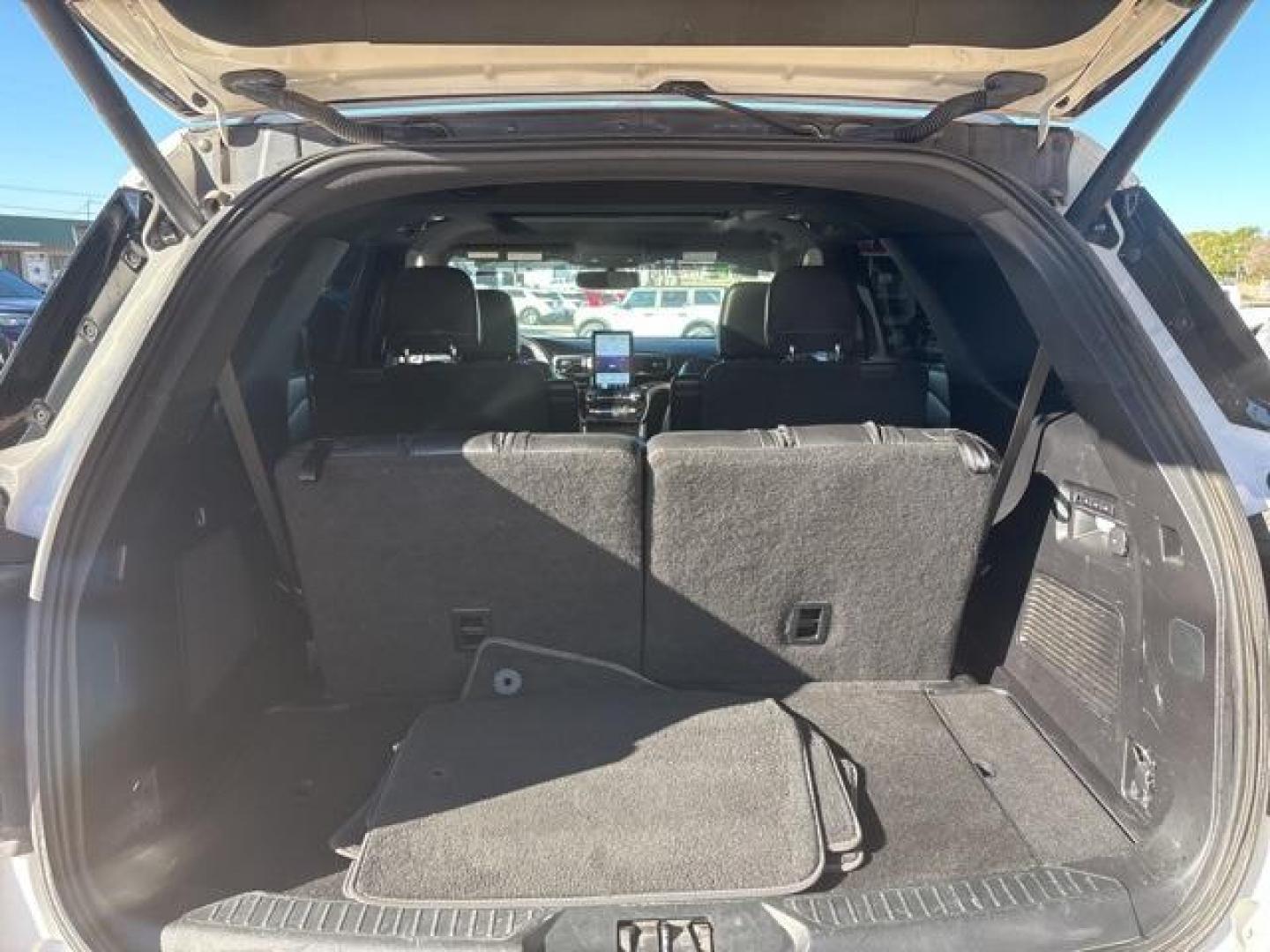 2021 White /Ebony With Light Slate Uppers Ford Explorer ST (1FM5K8GC2MG) with an 3.0L EcoBoost V6 engine, Automatic transmission, located at 1105 E Mulberry, Kaufman, TX, 75142, (972) 962-2151, 32.589550, -96.300926 - White 2021 Ford Explorer 4D Sport Utility ST 4WD 10-Speed Automatic 3.0L EcoBoost V6 4WD.<br><br><br>Please call Paul Murrey Ford Inc. In Kaufman Texas A Family Dealership Since 1952 Serving the Dallas Fort Worth and East Texas areas for over 70 years. Please call 972-962-2151 www.murreyford.com www - Photo#15