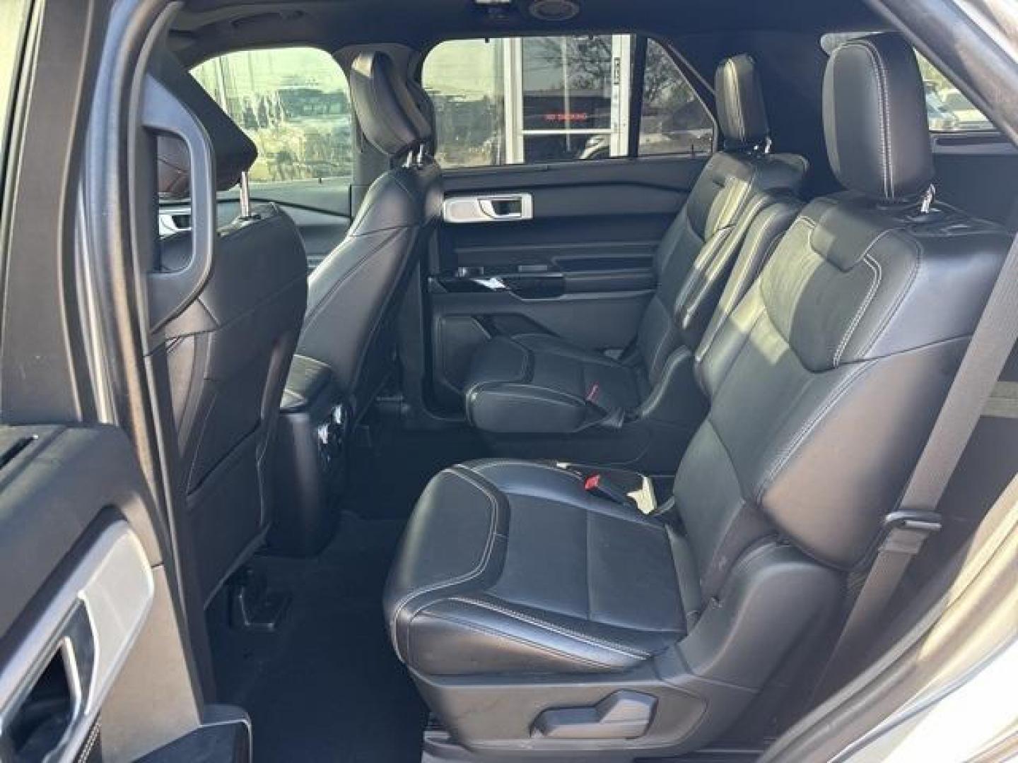 2021 Silver /Ebony With Light Slate Uppers Ford Explorer ST (1FM5K8GC3MG) with an 3.0L EcoBoost V6 engine, Automatic transmission, located at 1105 E Mulberry, Kaufman, TX, 75142, (972) 962-2151, 32.589550, -96.300926 - Silver 2021 Ford Explorer 4D Sport Utility ST 4WD 10-Speed Automatic 3.0L EcoBoost V6 4WD. Priced below KBB Fair Purchase Price!<br><br><br>Please call Paul Murrey Ford Inc. In Kaufman Texas A Family Dealership Since 1952 Serving the Dallas Fort Worth and East Texas areas for over 70 years. Please c - Photo#11