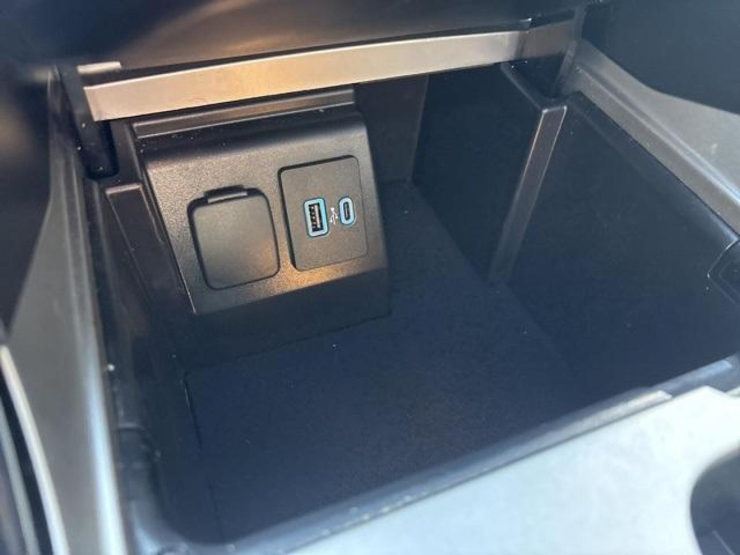 2021 Silver /Ebony With Light Slate Uppers Ford Explorer ST (1FM5K8GC3MG) with an 3.0L EcoBoost V6 engine, Automatic transmission, located at 1105 E Mulberry, Kaufman, TX, 75142, (972) 962-2151, 32.589550, -96.300926 - Silver 2021 Ford Explorer 4D Sport Utility ST 4WD 10-Speed Automatic 3.0L EcoBoost V6 4WD. Priced below KBB Fair Purchase Price!<br><br><br>Please call Paul Murrey Ford Inc. In Kaufman Texas A Family Dealership Since 1952 Serving the Dallas Fort Worth and East Texas areas for over 70 years. Please c - Photo#17