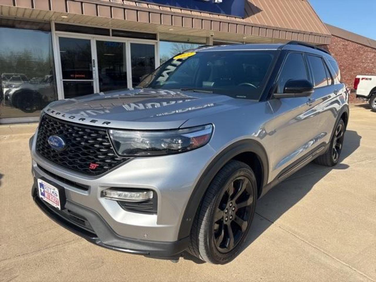 2021 Silver /Ebony With Light Slate Uppers Ford Explorer ST (1FM5K8GC3MG) with an 3.0L EcoBoost V6 engine, Automatic transmission, located at 1105 E Mulberry, Kaufman, TX, 75142, (972) 962-2151, 32.589550, -96.300926 - Silver 2021 Ford Explorer 4D Sport Utility ST 4WD 10-Speed Automatic 3.0L EcoBoost V6 4WD. Priced below KBB Fair Purchase Price!<br><br><br>Please call Paul Murrey Ford Inc. In Kaufman Texas A Family Dealership Since 1952 Serving the Dallas Fort Worth and East Texas areas for over 70 years. Please c - Photo#1