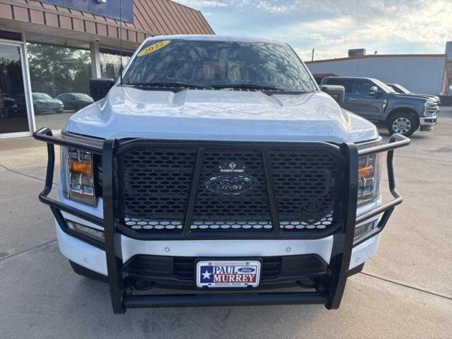 2022 Oxford White /Black Ford F-150 XLT (1FTFW1E59NK) with an 5.0L V8 engine, Automatic transmission, located at 1105 E Mulberry, Kaufman, TX, 75142, (972) 962-2151, 32.589550, -96.300926 - Photo#6