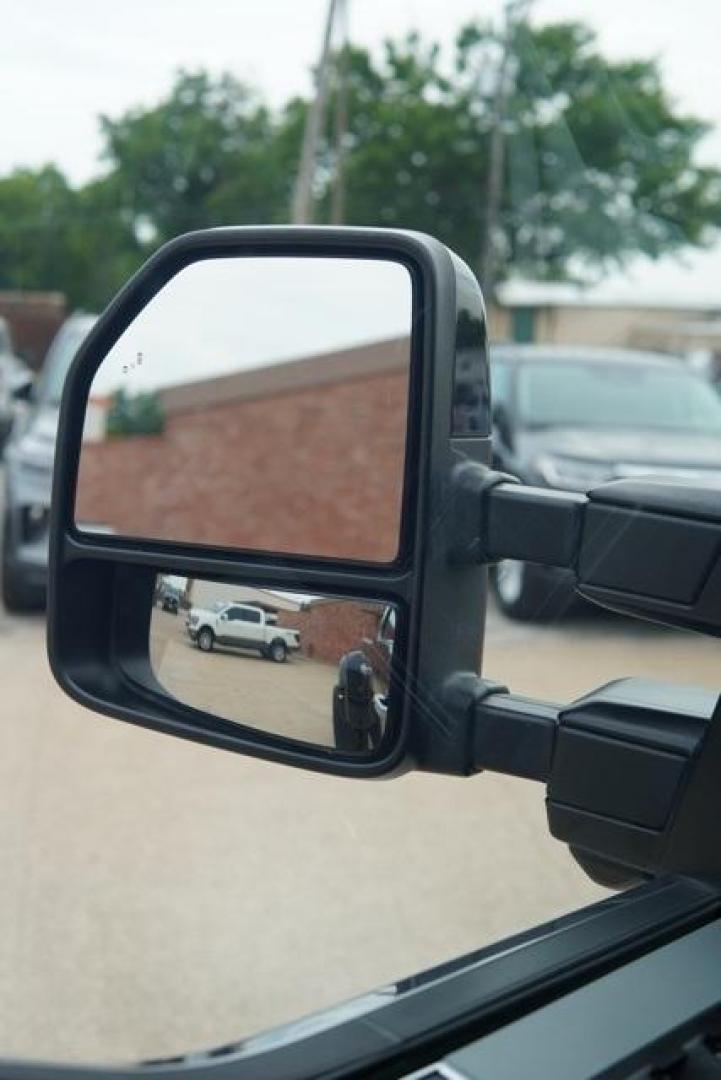 2022 Black Metallic /Navy Pier/Light Slate Ford F-350SD Limited (1FT8W3DTXNE) with an Power Stroke 6.7L V8 DI 32V OHV Turbodiesel engine, Automatic transmission, located at 1105 E Mulberry, Kaufman, TX, 75142, (972) 962-2151, 32.589550, -96.300926 - Black Metallic 2022 Ford F-350SD 4D Crew Cab Limited DRW 4WD 10-Speed Automatic Power Stroke 6.7L V8 DI 32V OHV Turbodiesel 4WD.<br><br><br>Recent Arrival!<br><br><br>Please call Paul Murrey Ford Inc. In Kaufman Texas A Family Dealership Since 1952 Serving the Dallas Fort Worth and East Texas areas - Photo#21