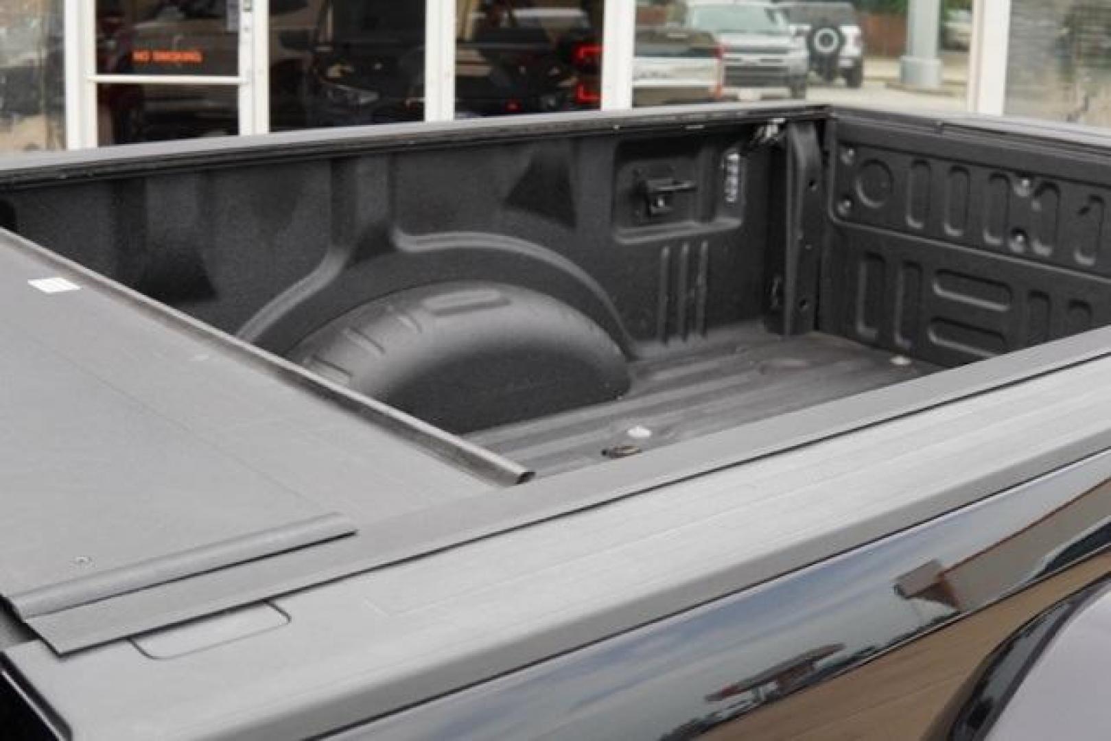 2022 Black Metallic /Navy Pier/Light Slate Ford F-350SD Limited (1FT8W3DTXNE) with an Power Stroke 6.7L V8 DI 32V OHV Turbodiesel engine, Automatic transmission, located at 1105 E Mulberry, Kaufman, TX, 75142, (972) 962-2151, 32.589550, -96.300926 - Black Metallic 2022 Ford F-350SD 4D Crew Cab Limited DRW 4WD 10-Speed Automatic Power Stroke 6.7L V8 DI 32V OHV Turbodiesel 4WD.<br><br><br>Recent Arrival!<br><br><br>Please call Paul Murrey Ford Inc. In Kaufman Texas A Family Dealership Since 1952 Serving the Dallas Fort Worth and East Texas areas - Photo#24