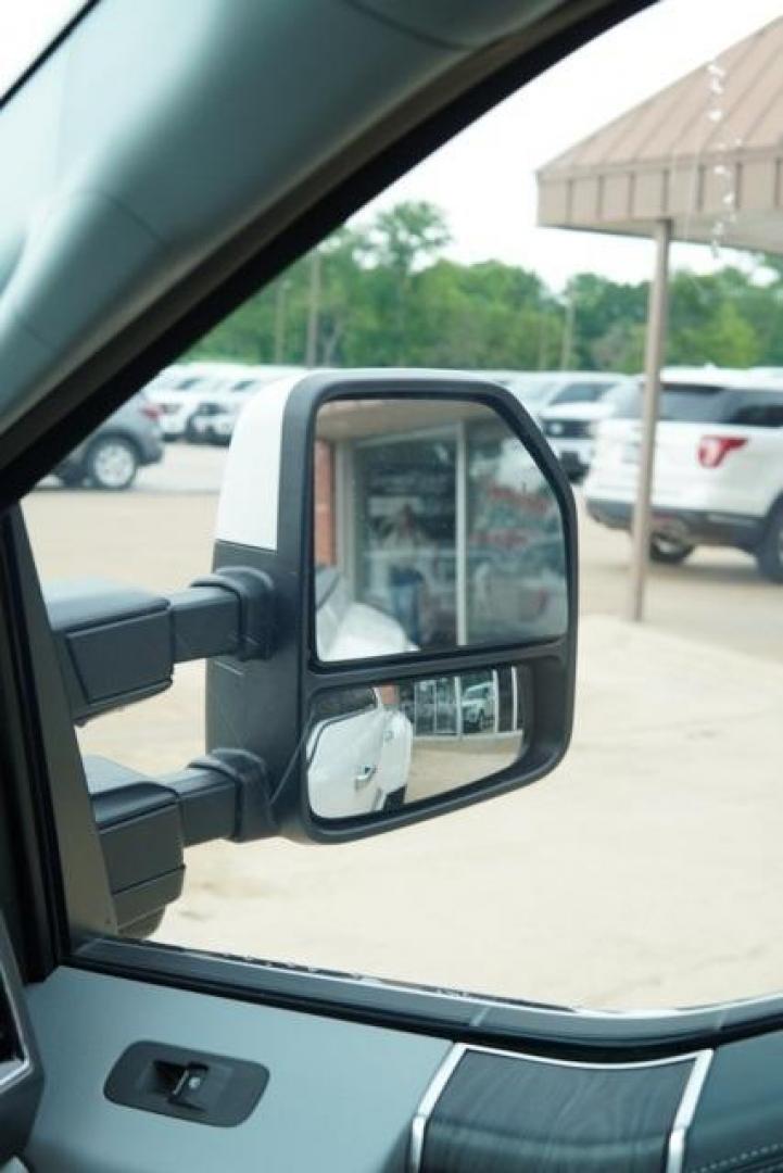 2022 White Metallic /Navy Pier/Light Slate Ford F-450SD Limited (1FT8W4DT7NE) with an Power Stroke 6.7L V8 DI 32V OHV Turbodiesel engine, Automatic transmission, located at 1105 E Mulberry, Kaufman, TX, 75142, (972) 962-2151, 32.589550, -96.300926 - Photo#39
