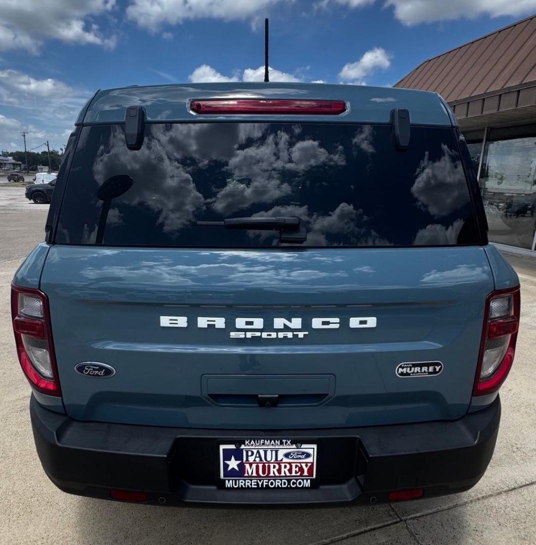 2022 Area 51 /Medium Dark Slate Ford Bronco Sport Big Bend (3FMCR9B60NR) with an 1.5L EcoBoost engine, Automatic transmission, located at 1105 E Mulberry, Kaufman, TX, 75142, (972) 962-2151, 32.589550, -96.300926 - Area 51 2022 Ford Bronco Sport 4D Sport Utility Big Bend 4WD 8-Speed Automatic 1.5L EcoBoost Priced below KBB Fair Purchase Price!<br><br><br>Odometer is 5166 miles below market average! 25/28 City/Highway MPG<br><br><br>Please call Paul Murrey Ford Inc. In Kaufman Texas A Family Dealership Since 19- Photo#3