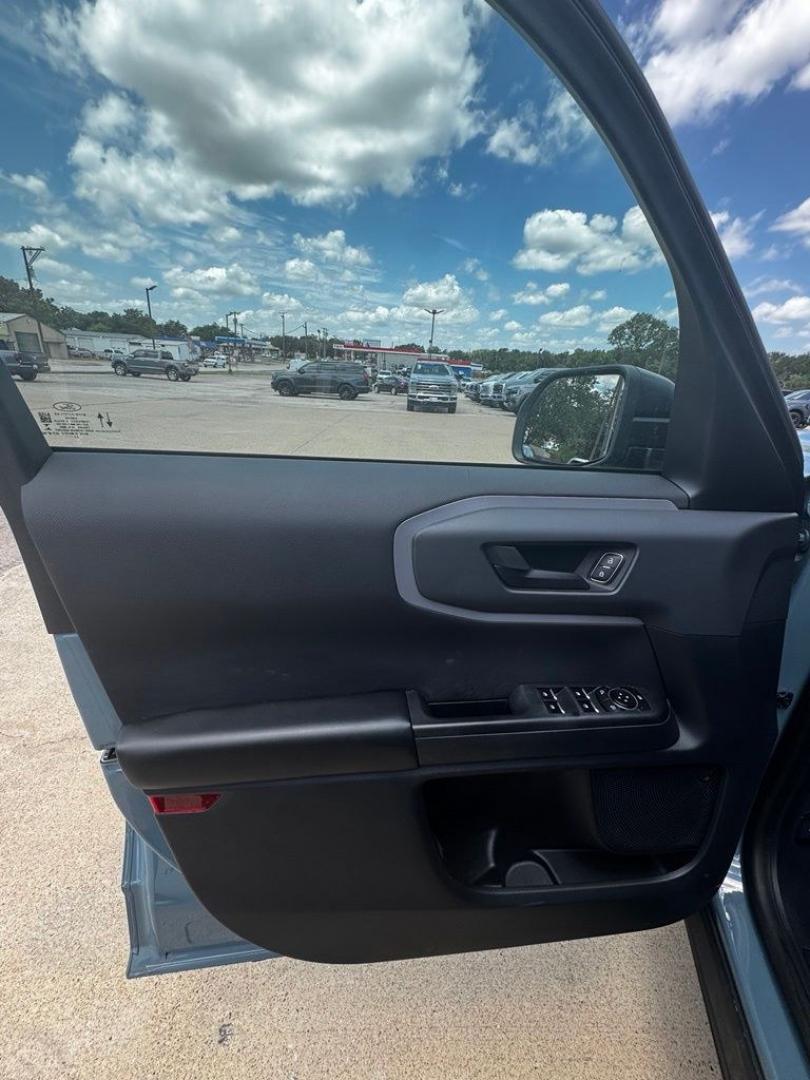 2022 Area 51 /Medium Dark Slate Ford Bronco Sport Big Bend (3FMCR9B60NR) with an 1.5L EcoBoost engine, Automatic transmission, located at 1105 E Mulberry, Kaufman, TX, 75142, (972) 962-2151, 32.589550, -96.300926 - Area 51 2022 Ford Bronco Sport 4D Sport Utility Big Bend 4WD 8-Speed Automatic 1.5L EcoBoost Priced below KBB Fair Purchase Price!<br><br><br>Odometer is 5166 miles below market average! 25/28 City/Highway MPG<br><br><br>Please call Paul Murrey Ford Inc. In Kaufman Texas A Family Dealership Since 19- Photo#9