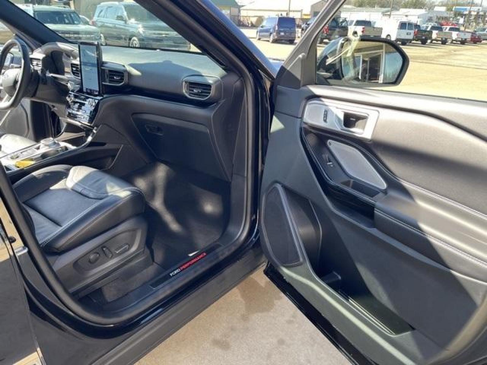 2022 Black /Ebony Ford Explorer ST (1FM5K8GC3NG) with an 3.0L EcoBoost V6 engine, Automatic transmission, located at 1105 E Mulberry, Kaufman, TX, 75142, (972) 962-2151, 32.589550, -96.300926 - Agate Black Metallic 2022 Ford Explorer 4D Sport Utility ST 4WD 10-Speed Automatic 3.0L EcoBoost V6 4WD.<br><br><br>Please call Paul Murrey Ford Inc. In Kaufman Texas A Family Dealership Since 1952 Serving the Dallas Fort Worth and East Texas areas for over 70 years. Please call 972-962-2151 www.mur - Photo #22