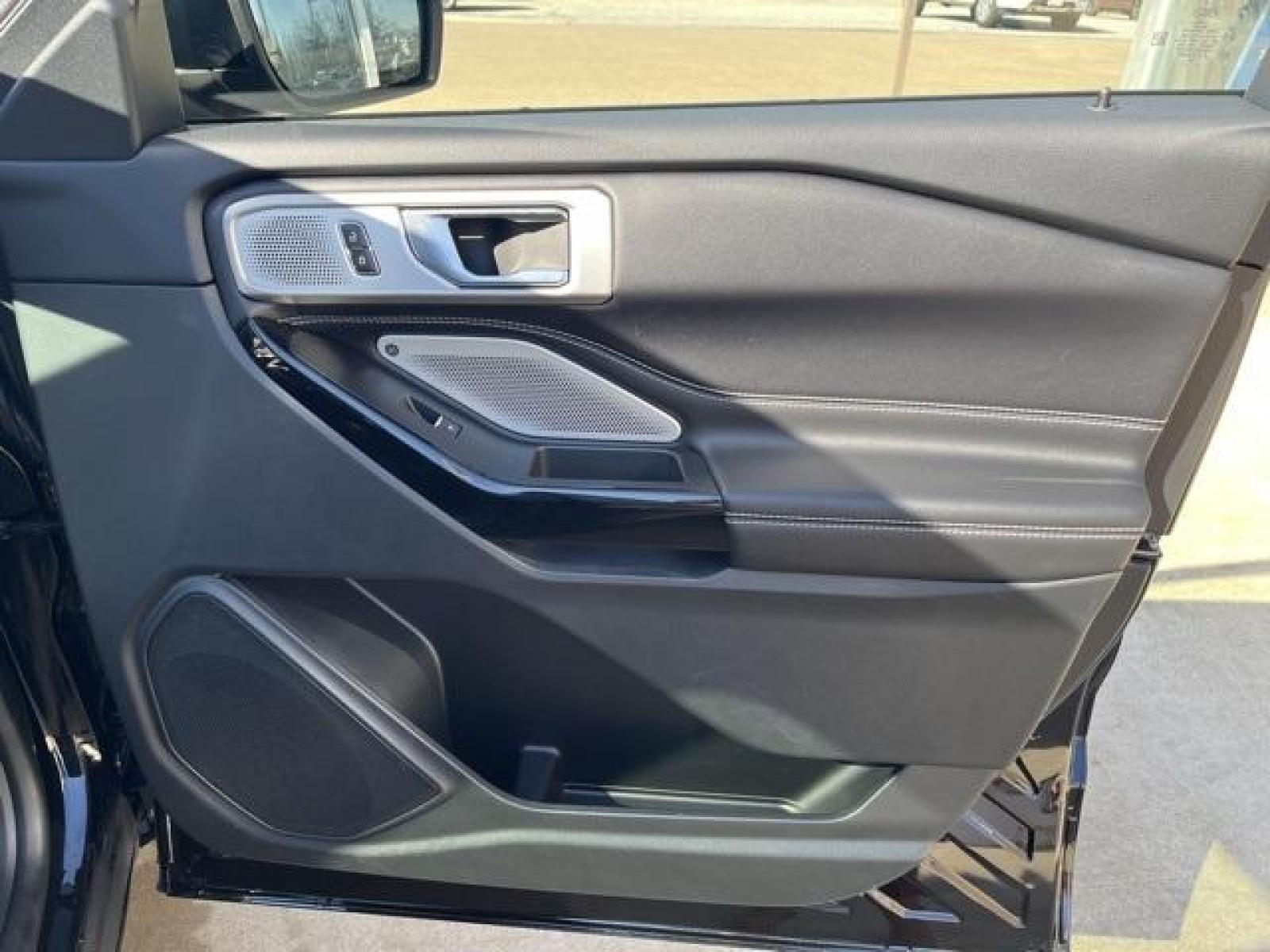 2022 Black /Ebony Ford Explorer ST (1FM5K8GC3NG) with an 3.0L EcoBoost V6 engine, Automatic transmission, located at 1105 E Mulberry, Kaufman, TX, 75142, (972) 962-2151, 32.589550, -96.300926 - Agate Black Metallic 2022 Ford Explorer 4D Sport Utility ST 4WD 10-Speed Automatic 3.0L EcoBoost V6 4WD.<br><br><br>Please call Paul Murrey Ford Inc. In Kaufman Texas A Family Dealership Since 1952 Serving the Dallas Fort Worth and East Texas areas for over 70 years. Please call 972-962-2151 www.mur - Photo #23