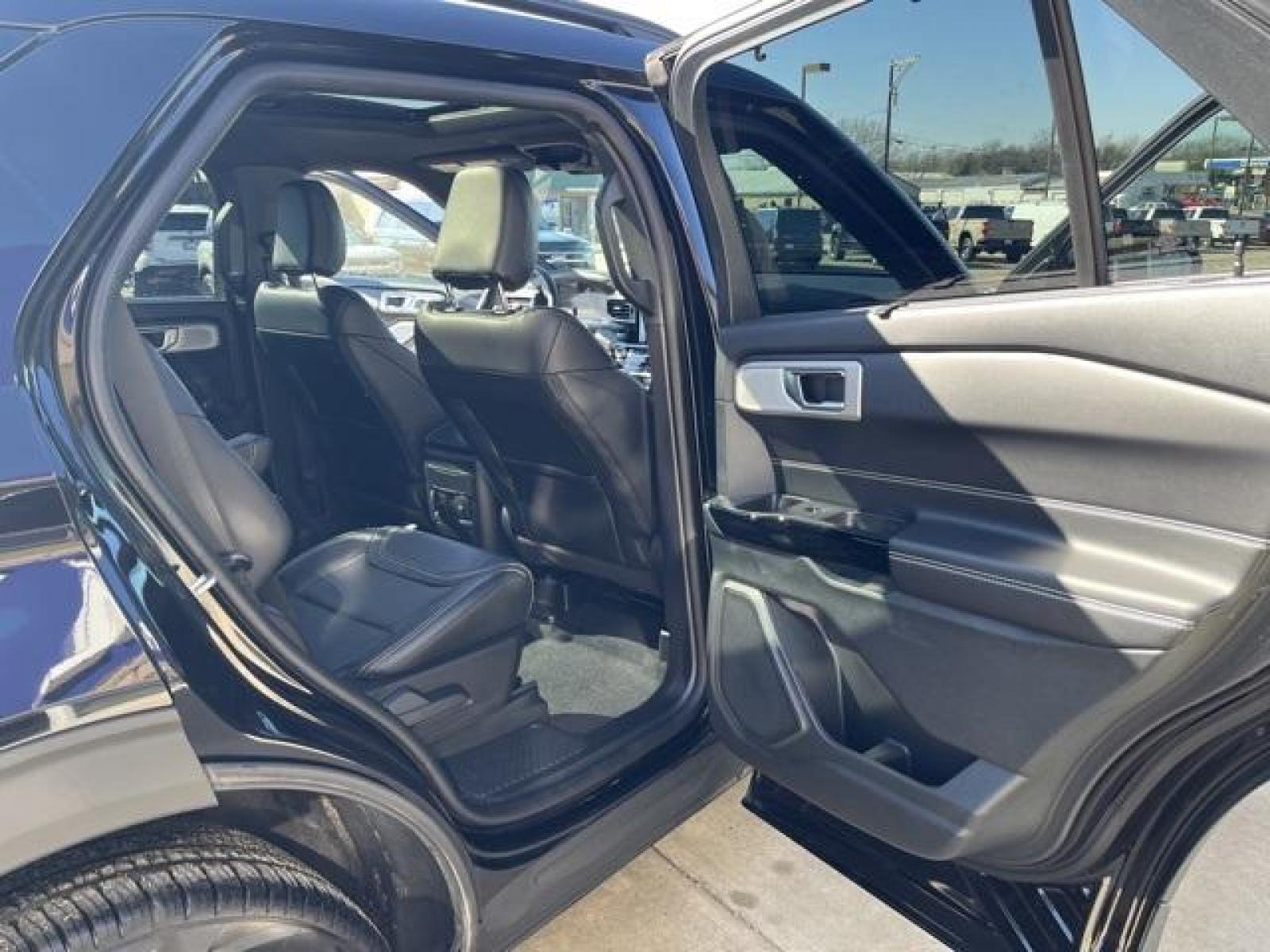 2022 Black /Ebony Ford Explorer ST (1FM5K8GC3NG) with an 3.0L EcoBoost V6 engine, Automatic transmission, located at 1105 E Mulberry, Kaufman, TX, 75142, (972) 962-2151, 32.589550, -96.300926 - Agate Black Metallic 2022 Ford Explorer 4D Sport Utility ST 4WD 10-Speed Automatic 3.0L EcoBoost V6 4WD.<br><br><br>Please call Paul Murrey Ford Inc. In Kaufman Texas A Family Dealership Since 1952 Serving the Dallas Fort Worth and East Texas areas for over 70 years. Please call 972-962-2151 www.mur - Photo #29