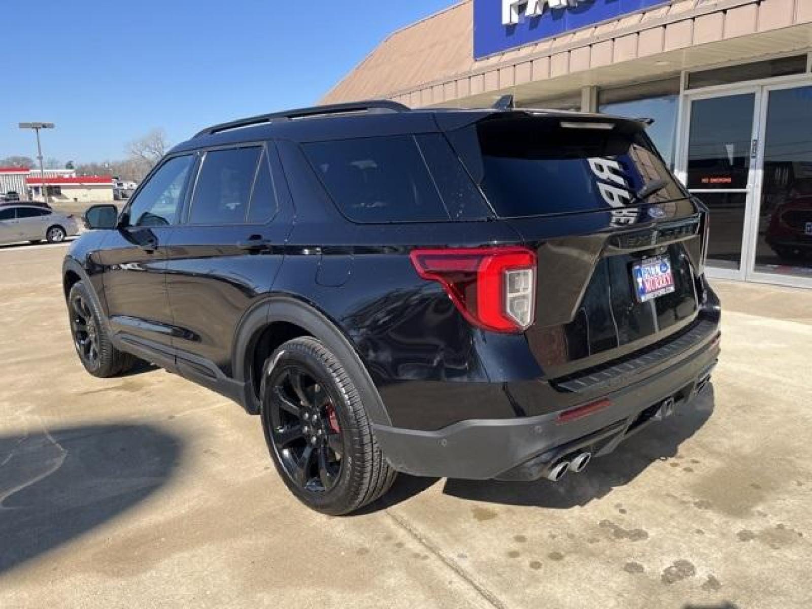 2022 Black /Ebony Ford Explorer ST (1FM5K8GC3NG) with an 3.0L EcoBoost V6 engine, Automatic transmission, located at 1105 E Mulberry, Kaufman, TX, 75142, (972) 962-2151, 32.589550, -96.300926 - Agate Black Metallic 2022 Ford Explorer 4D Sport Utility ST 4WD 10-Speed Automatic 3.0L EcoBoost V6 4WD.<br><br><br>Please call Paul Murrey Ford Inc. In Kaufman Texas A Family Dealership Since 1952 Serving the Dallas Fort Worth and East Texas areas for over 70 years. Please call 972-962-2151 www.mur - Photo #4