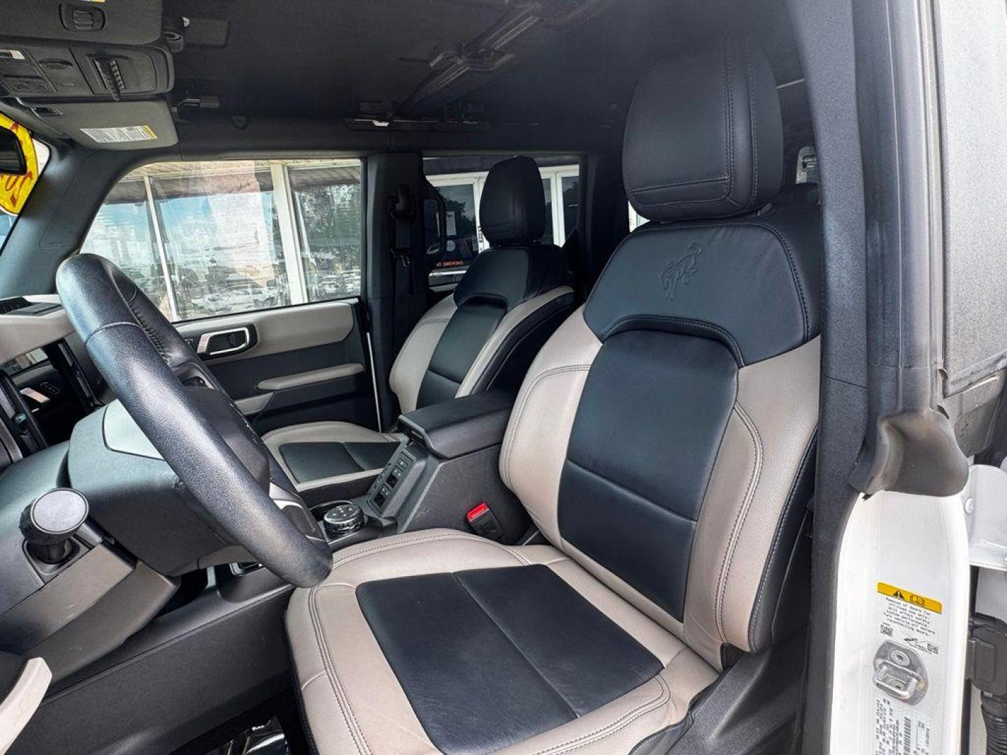 2023 Oxford White /Black Ford Bronco Wildtrak (1FMEE5DP7PL) with an 2.7L EcoBoost V6 engine, Automatic transmission, located at 1105 E Mulberry, Kaufman, TX, 75142, (972) 962-2151, 32.589550, -96.300926 - Oxford White 2023 Ford Bronco 4D Sport Utility Wildtrak 4WD 10-Speed Automatic 2.7L EcoBoost V6 OWNERS BRONCO, NEVER OFF ROAD, HARD TOP, ALL WEATHER MATS.<br><br><br>Recent Arrival! Odometer is 1360 miles below market average!<br><br><br>Please call Paul Murrey Ford Inc. In Kaufman Texas A Family De - Photo#15