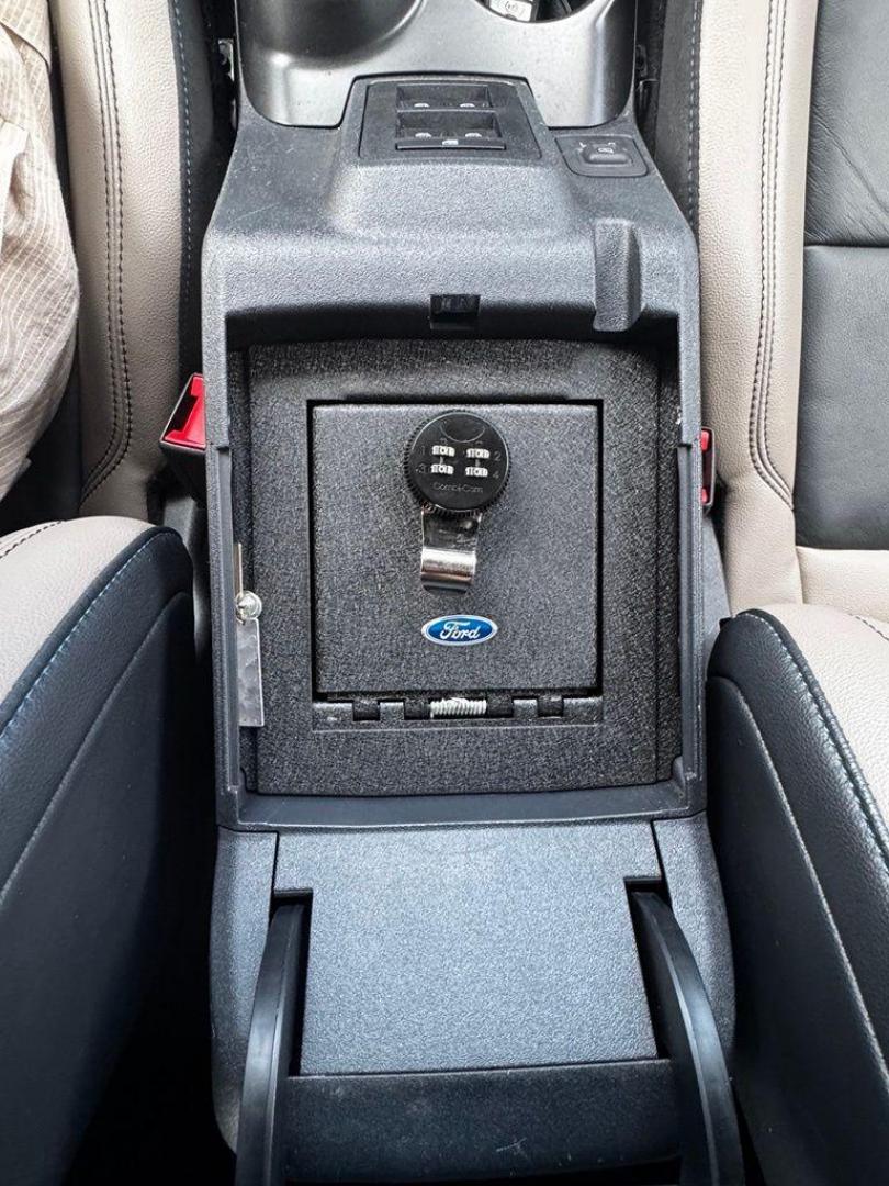 2023 Oxford White /Black Ford Bronco Wildtrak (1FMEE5DP7PL) with an 2.7L EcoBoost V6 engine, Automatic transmission, located at 1105 E Mulberry, Kaufman, TX, 75142, (972) 962-2151, 32.589550, -96.300926 - Oxford White 2023 Ford Bronco 4D Sport Utility Wildtrak 4WD 10-Speed Automatic 2.7L EcoBoost V6 OWNERS BRONCO, NEVER OFF ROAD, HARD TOP, ALL WEATHER MATS.<br><br><br>Recent Arrival! Odometer is 1360 miles below market average!<br><br><br>Please call Paul Murrey Ford Inc. In Kaufman Texas A Family De - Photo#22