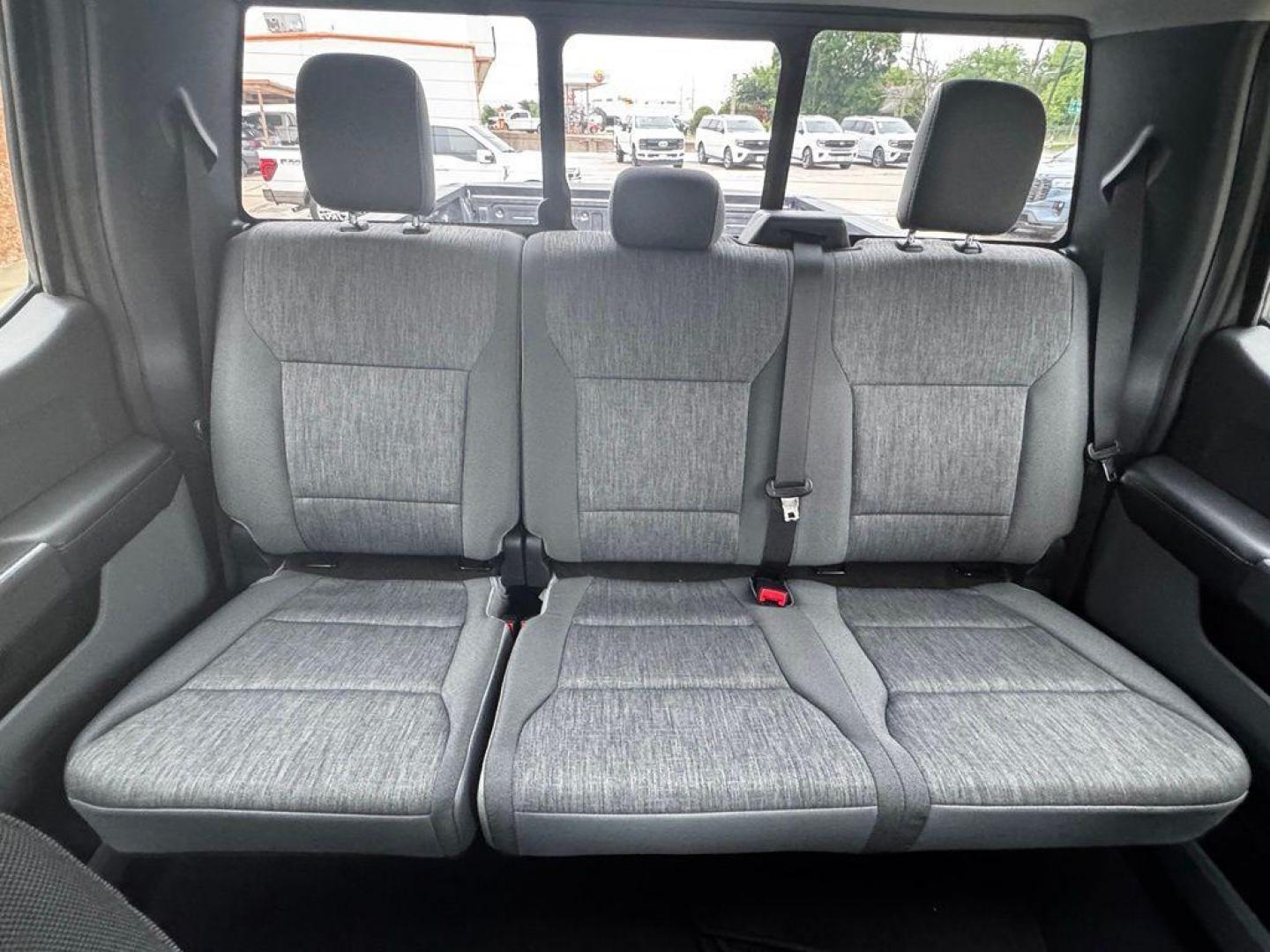 2023 Gray Metallic /Medium Dark Slate Ford F-250SD XL (1FT8W2BT8PE) with an Power Stroke 6.7L V8 DI 32V OHV Turbodiesel engine, Automatic transmission, located at 1105 E Mulberry, Kaufman, TX, 75142, (972) 962-2151, 32.589550, -96.300926 - Gray 2023 Ford F-250SD 4D Crew Cab XL 4WD 10-Speed Automatic Power Stroke 6.7L V8 DI 32V OHV Turbodiesel 4WD.<br><br><br>Recent Arrival! Odometer is 11347 miles below market average!<br><br><br>Please call Paul Murrey Ford Inc. In Kaufman Texas A Family Dealership Since 1952 Serving the Dallas Fort - Photo#19