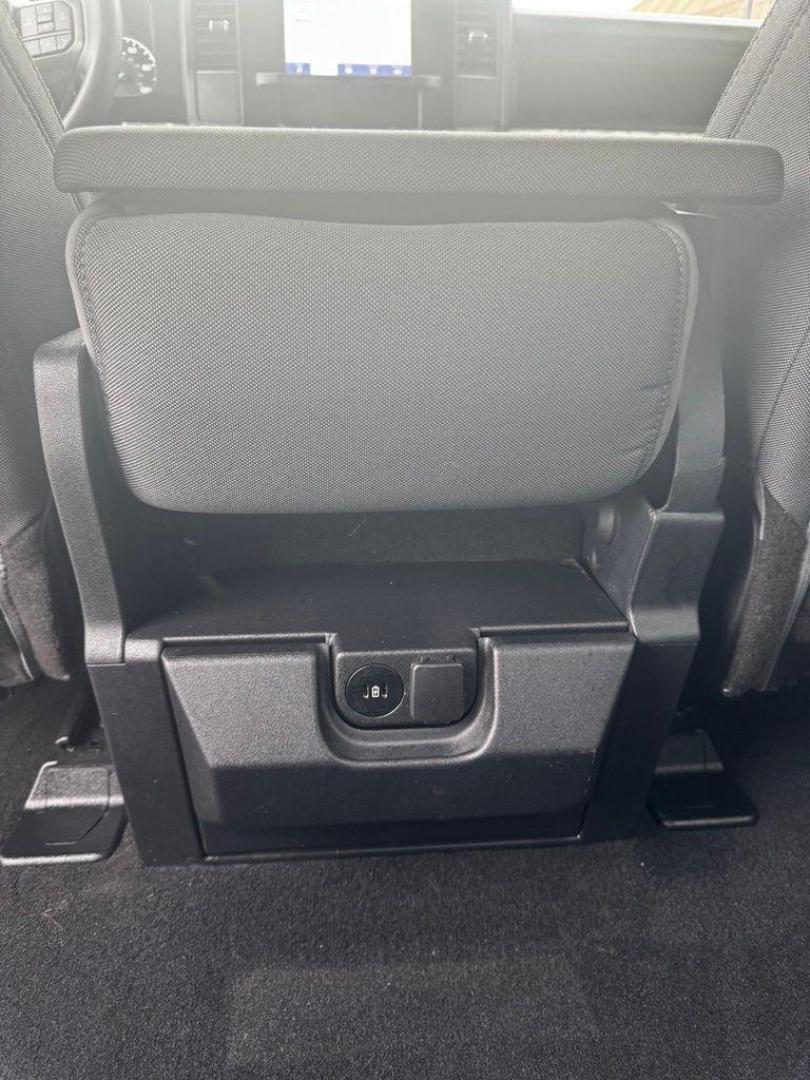 2023 Gray Metallic /Medium Dark Slate Ford F-250SD XL (1FT8W2BT8PE) with an Power Stroke 6.7L V8 DI 32V OHV Turbodiesel engine, Automatic transmission, located at 1105 E Mulberry, Kaufman, TX, 75142, (972) 962-2151, 32.589550, -96.300926 - Gray 2023 Ford F-250SD 4D Crew Cab XL 4WD 10-Speed Automatic Power Stroke 6.7L V8 DI 32V OHV Turbodiesel 4WD.<br><br><br>Recent Arrival! Odometer is 11347 miles below market average!<br><br><br>Please call Paul Murrey Ford Inc. In Kaufman Texas A Family Dealership Since 1952 Serving the Dallas Fort - Photo#27