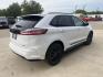 2024 Oxford White /Ebony Ford Edge SE (2FMPK4G98RB) with an EcoBoost 2.0L I4 GTDi DOHC Turbocharged VCT engine, Automatic transmission, located at 1105 E Mulberry, Kaufman, TX, 75142, (972) 962-2151, 32.589550, -96.300926 - Oxford White 2024 Ford Edge 4D Sport Utility SE AWD 8-Speed Automatic EcoBoost 2.0L I4 GTDi DOHC Turbocharged VCT AWD.<br><br>21/28 City/Highway MPG<br><br><br>Please call Paul Murrey Ford Inc. In Kaufman Texas A Family Dealership Since 1952 Serving the Dallas Fort Worth and East Texas areas for ove - Photo#5