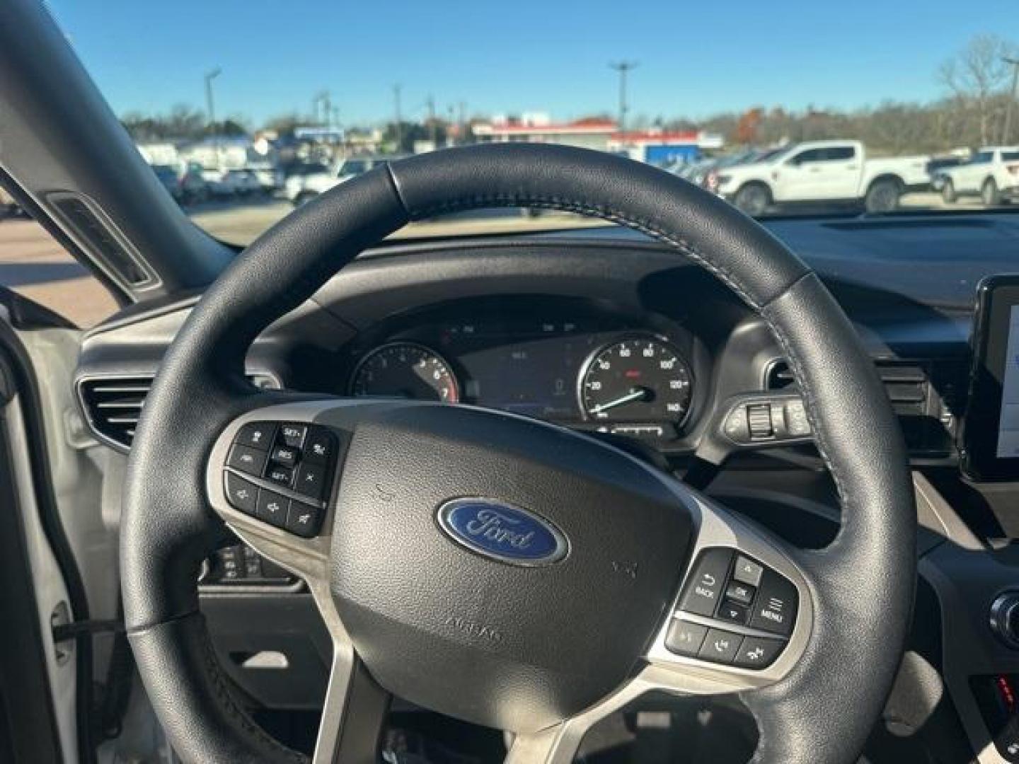 2023 Star White Metallic Tri-Coat /Light Slate Ford Explorer XLT (1FMSK7DH3PG) with an 2.3L EcoBoost I-4 engine, Automatic transmission, located at 1105 E Mulberry, Kaufman, TX, 75142, (972) 962-2151, 32.589550, -96.300926 - Photo#7