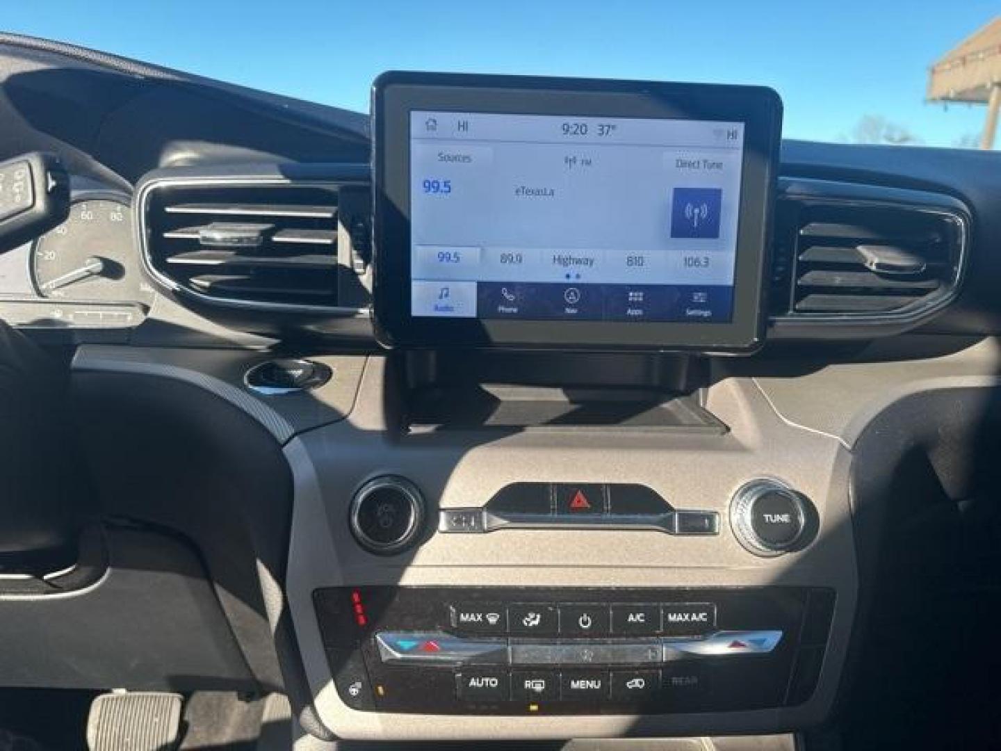 2023 Star White Metallic Tri-Coat /Light Slate Ford Explorer XLT (1FMSK7DH3PG) with an 2.3L EcoBoost I-4 engine, Automatic transmission, located at 1105 E Mulberry, Kaufman, TX, 75142, (972) 962-2151, 32.589550, -96.300926 - Photo#9