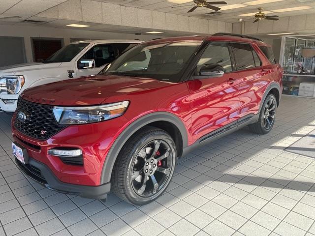 photo of 2023 Ford Explorer ST