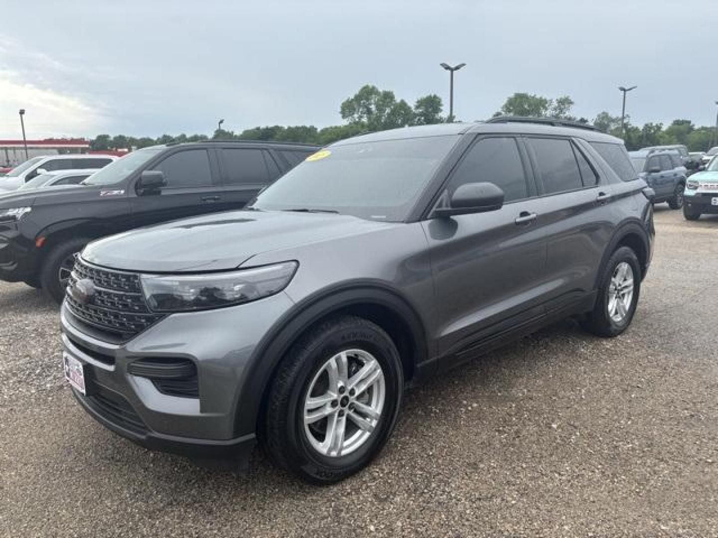 2023 Carbonized Gray Metallic /Ebony Ford Explorer XLT (1FMSK7DH4PG) with an 2.3L EcoBoost I-4 engine, Automatic transmission, located at 1105 E Mulberry, Kaufman, TX, 75142, (972) 962-2151, 32.589550, -96.300926 - Carbonized Gray Metallic 2023 Ford Explorer 4D Sport Utility XLT RWD 10-Speed Automatic 2.3L EcoBoost I-4 Priced below KBB Fair Purchase Price!<br><br><br>Recent Arrival! Odometer is 13819 miles below market average! 21/28 City/Highway MPG<br><br><br>Please call Paul Murrey Ford Inc. In Kaufman Texa - Photo#1