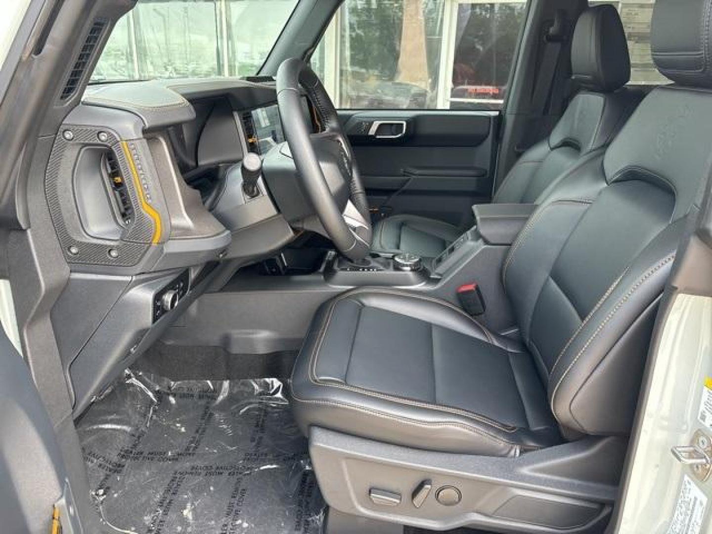 2024 Cactus Gray /Black Onyx Ford Bronco Badlands (1FMEE9BP9RL) with an 2.7L EcoBoost V6 engine, Automatic transmission, located at 1105 E Mulberry, Kaufman, TX, 75142, (972) 962-2151, 32.589550, -96.300926 - Photo#12
