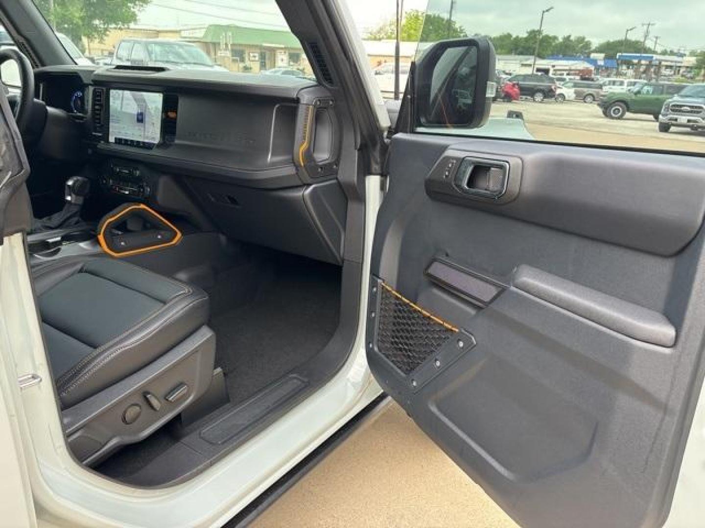 2024 Cactus Gray /Black Onyx Ford Bronco Badlands (1FMEE9BP9RL) with an 2.7L EcoBoost V6 engine, Automatic transmission, located at 1105 E Mulberry, Kaufman, TX, 75142, (972) 962-2151, 32.589550, -96.300926 - Photo#19