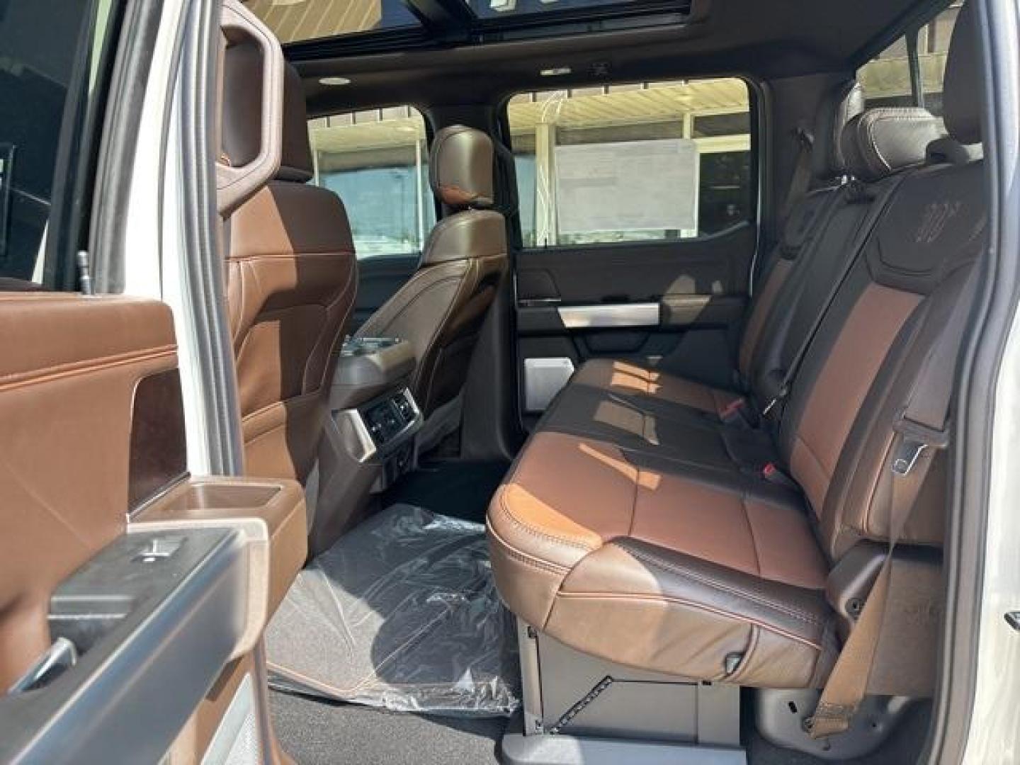 2024 Star White Metallic Tri-Coat /Java Ford F-250SD King Ranch (1FT8W2BT2RE) with an Power Stroke 6.7L V8 DI 32V OHV Turbodiesel engine, Automatic transmission, located at 1105 E Mulberry, Kaufman, TX, 75142, (972) 962-2151, 32.589550, -96.300926 - Star White Metallic Tri-Coat 2024 Ford F-250SD 4D Crew Cab King Ranch 4WD 10-Speed Automatic Power Stroke 6.7L V8 DI 32V OHV Turbodiesel 4WD.<br><br><br>Please call Paul Murrey Ford Inc. In Kaufman Texas A Family Dealership Since 1952 Serving the Dallas Fort Worth and East Texas areas for over 70 ye - Photo#15